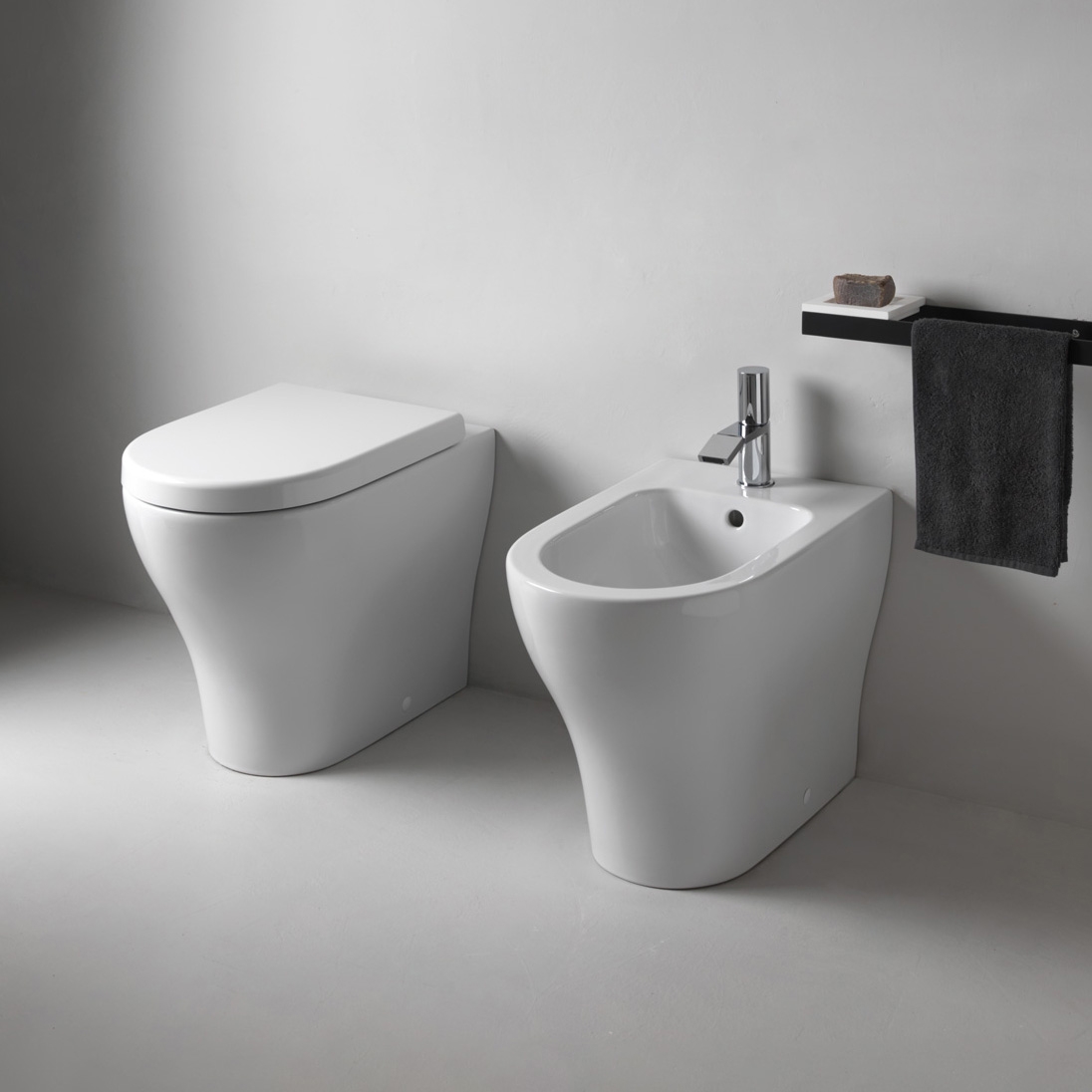 Produkt Enjoy back to wall wc | bidet des Herstellers Ceramica Cielo anzeigen