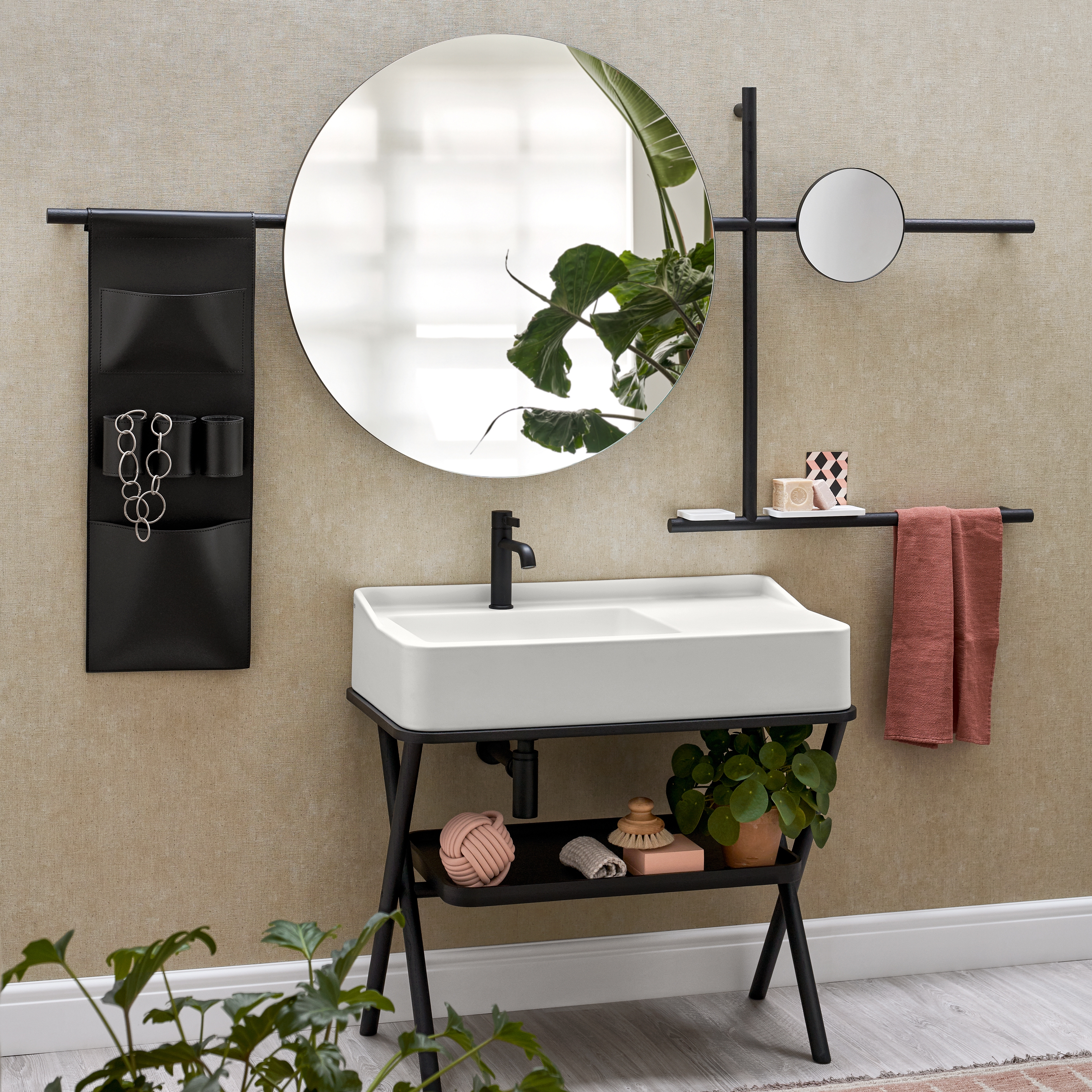 Mostra il prodotto Siwa lavabo su struttura | specchio tondo del produttore Ceramica Cielo