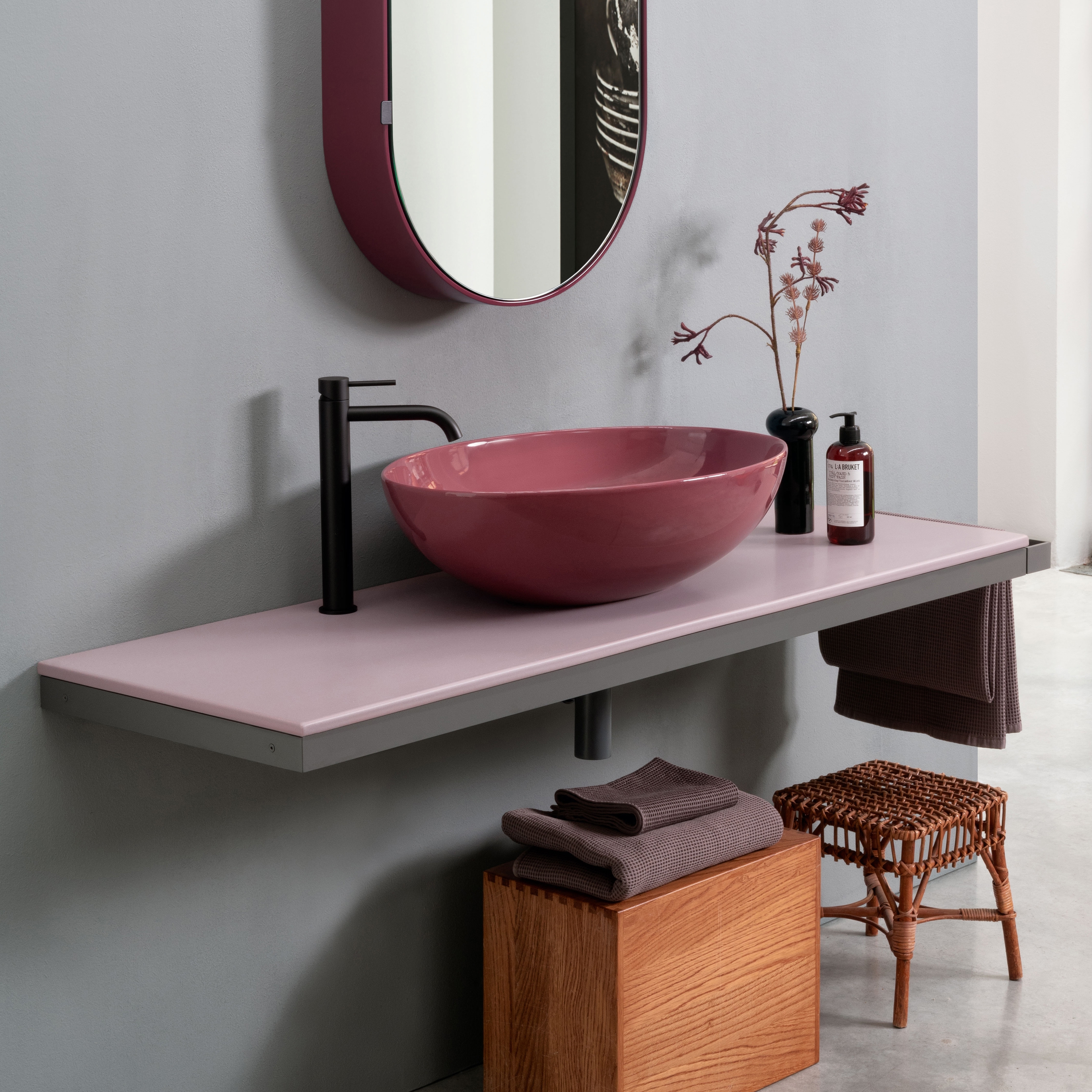 Mostrar el producto Multiplo washbasin on countertop del fabricante Ceramica Cielo