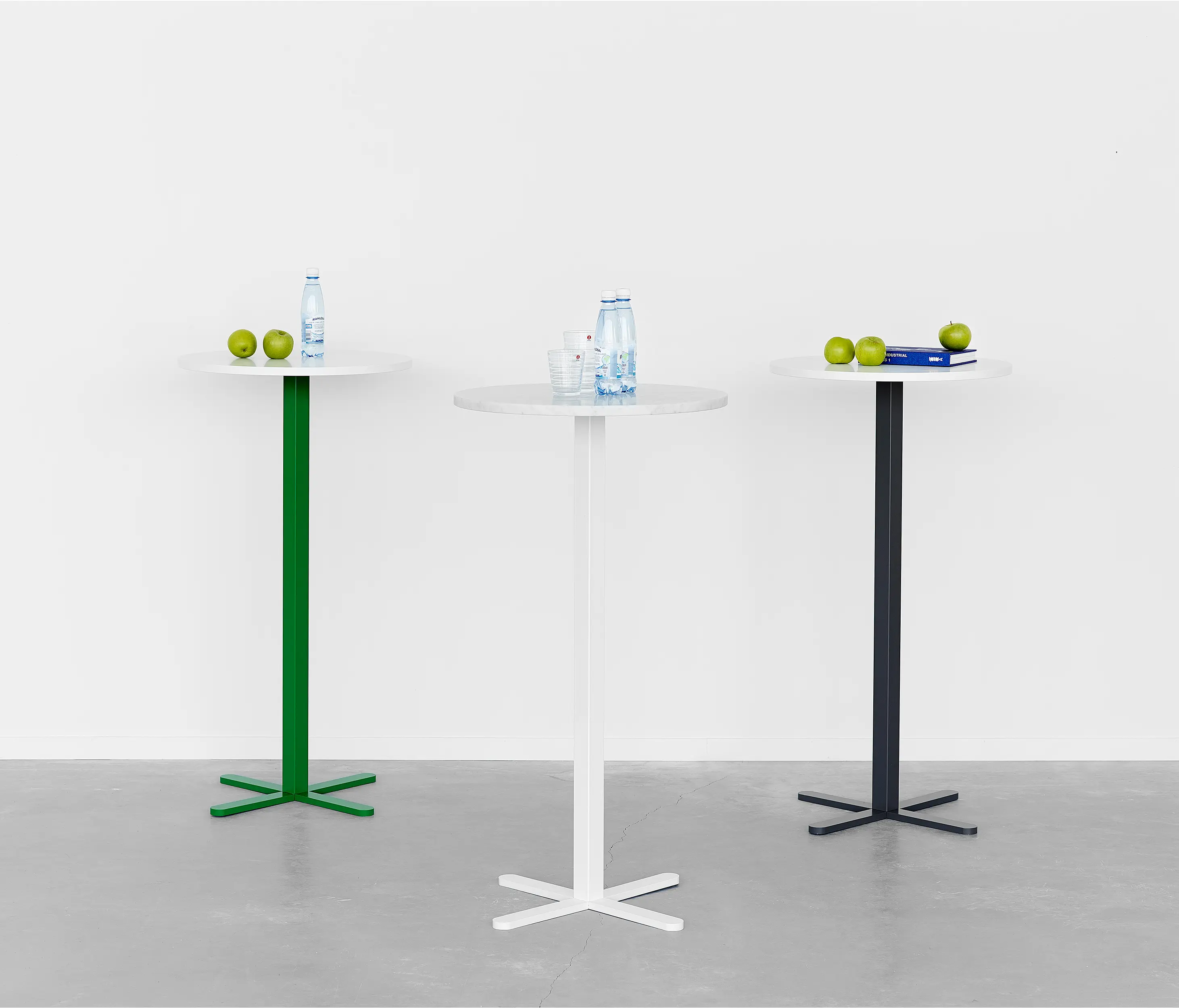 A2 designers AB - Mingle Table