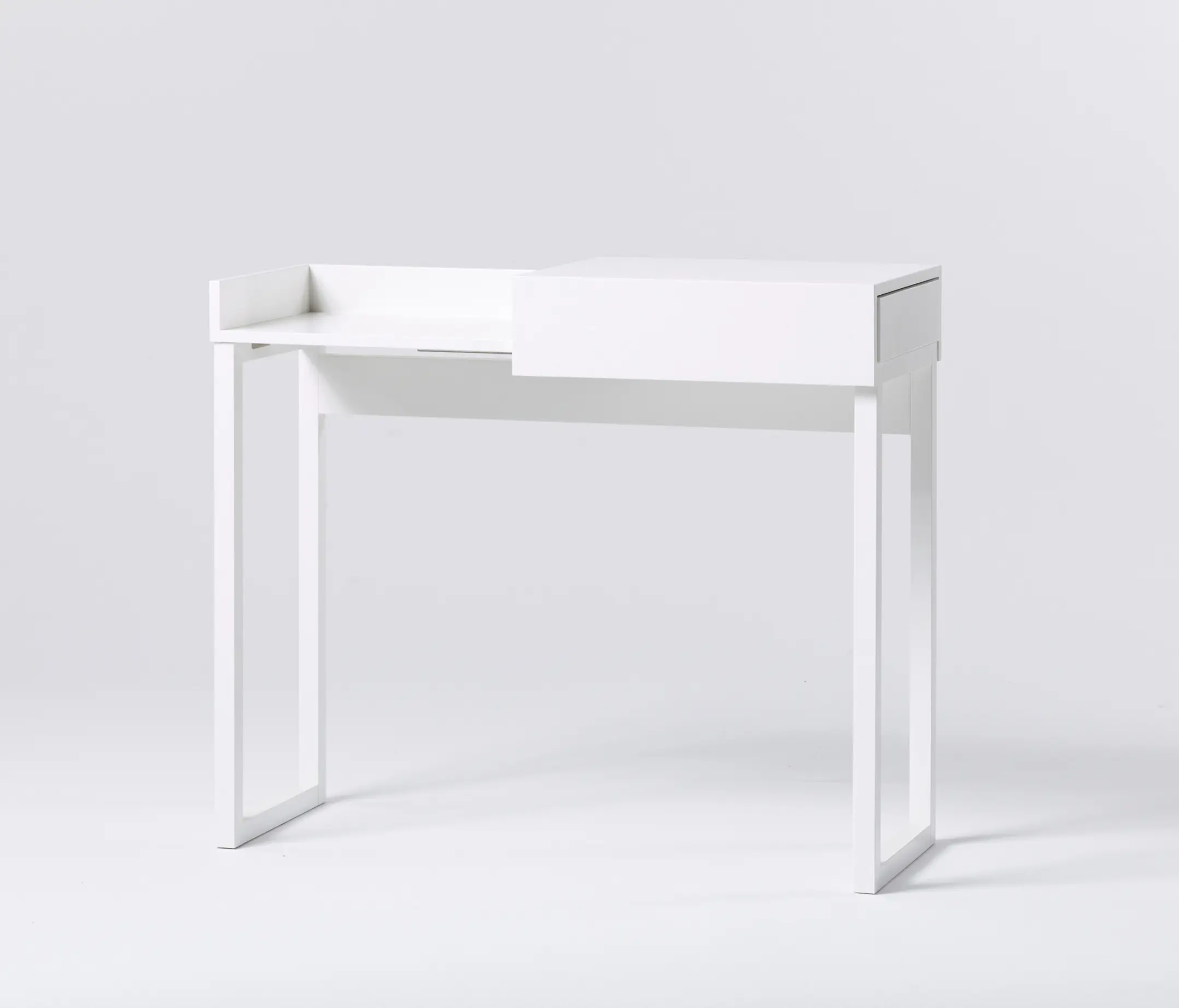 A2 designers AB - Hidden Laptop Table