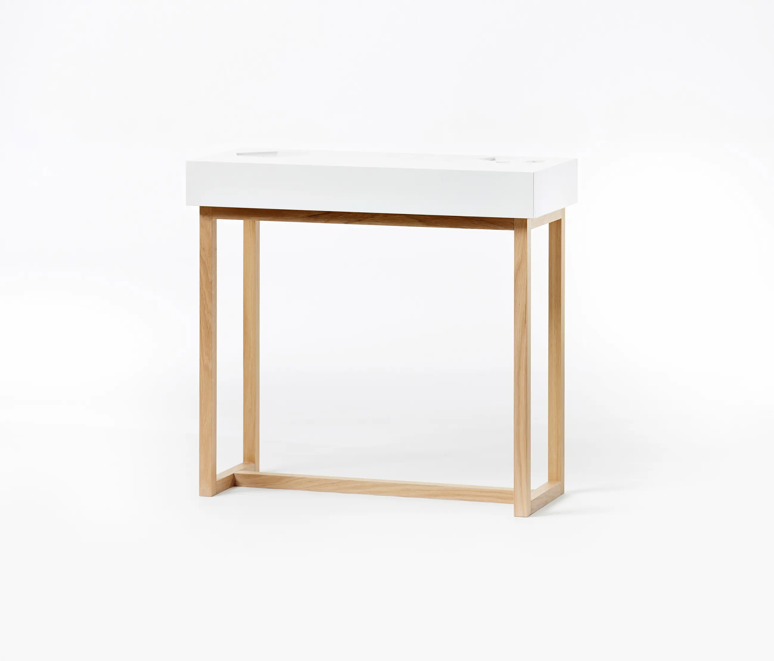 A2 designers AB - Sneak Peek Desk