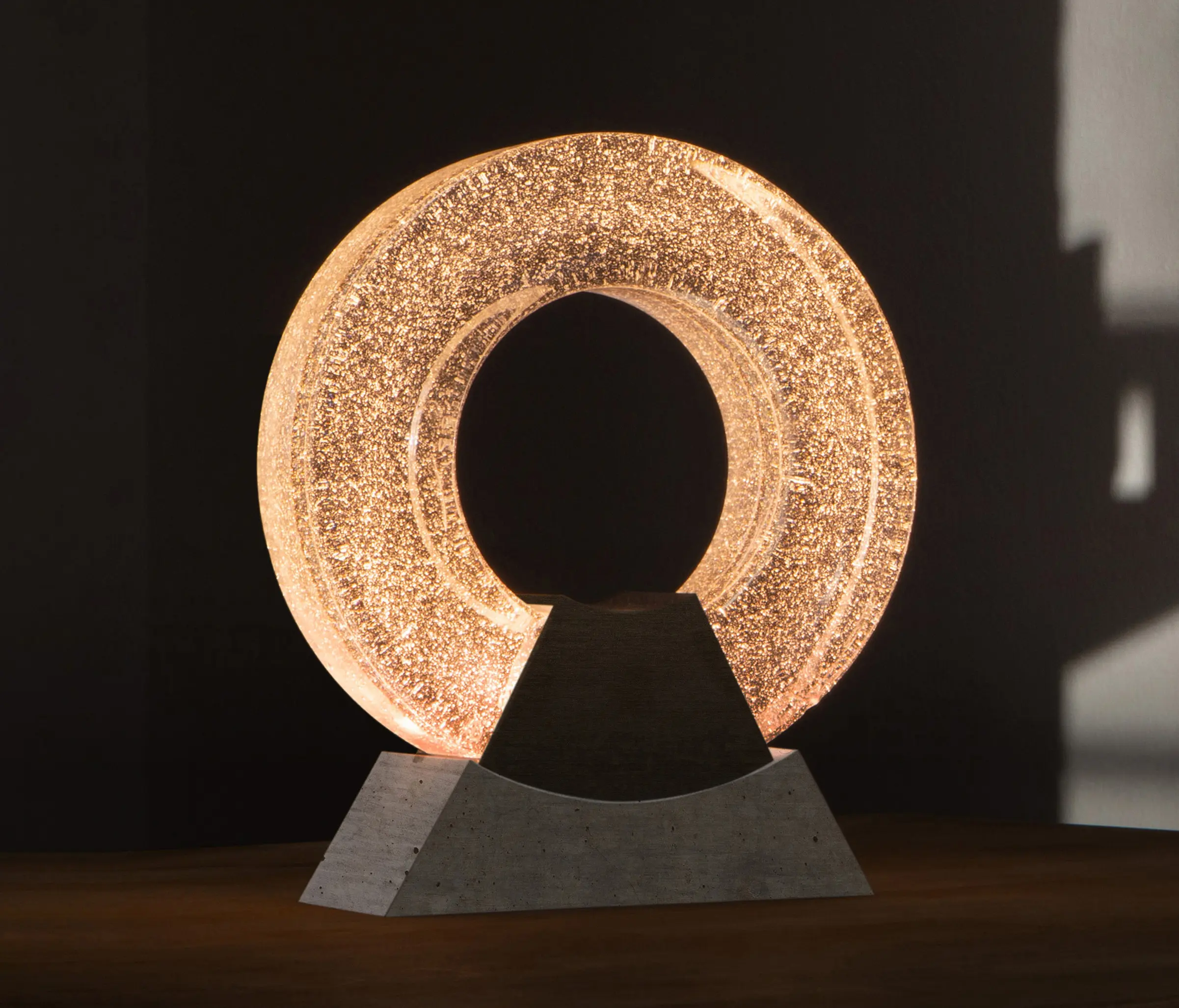 MASSIFCENTRAL - OPERATABLE – table light