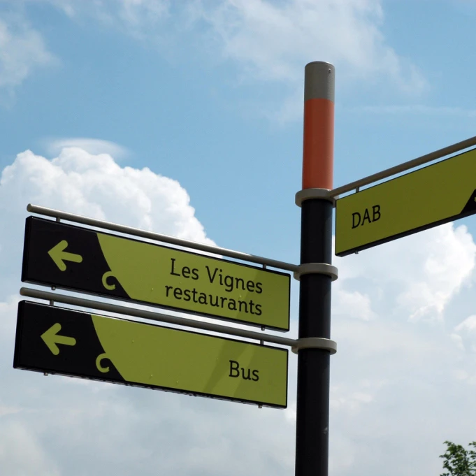 SIGNAGE