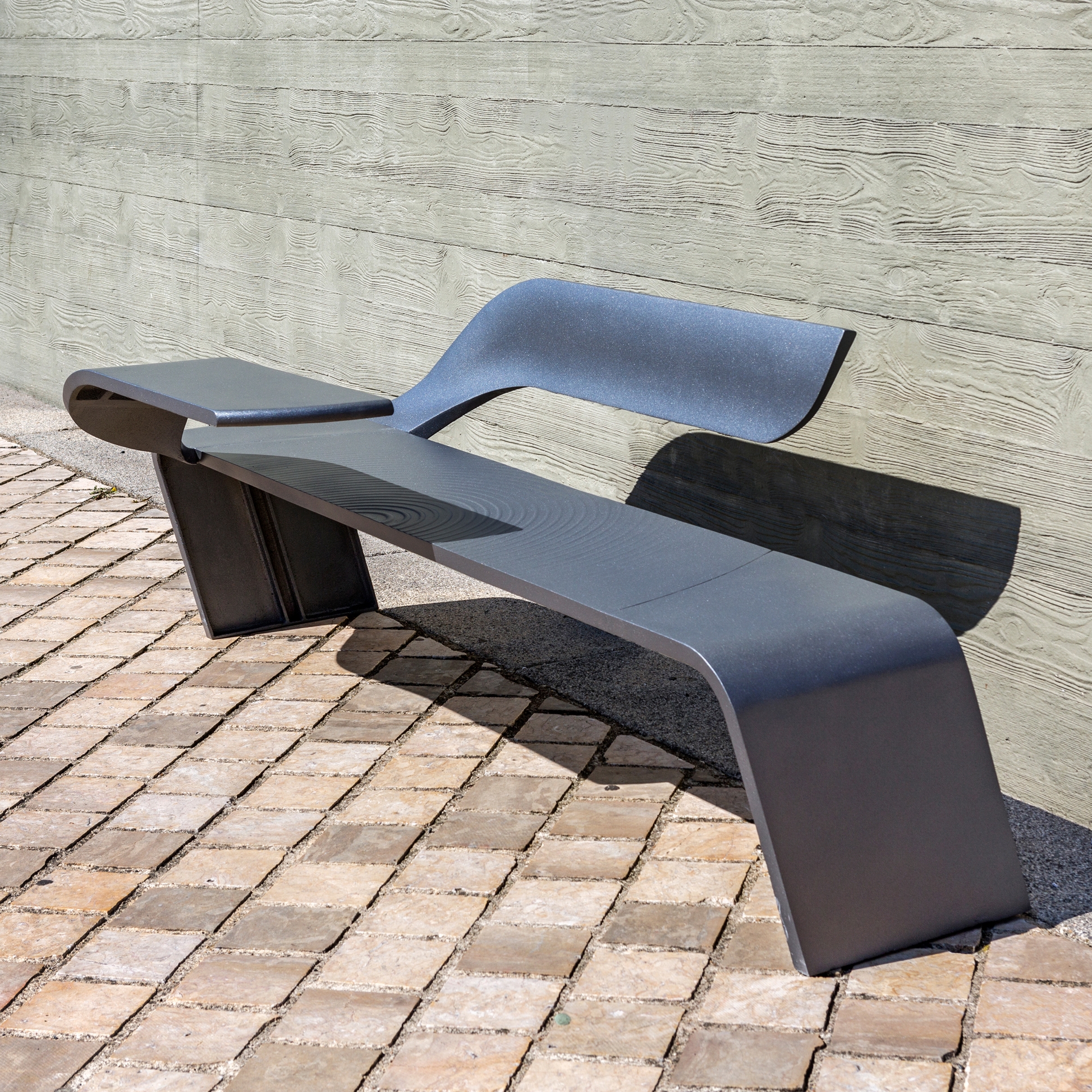 Display product Wave bench from manufacturer Concept Urbain