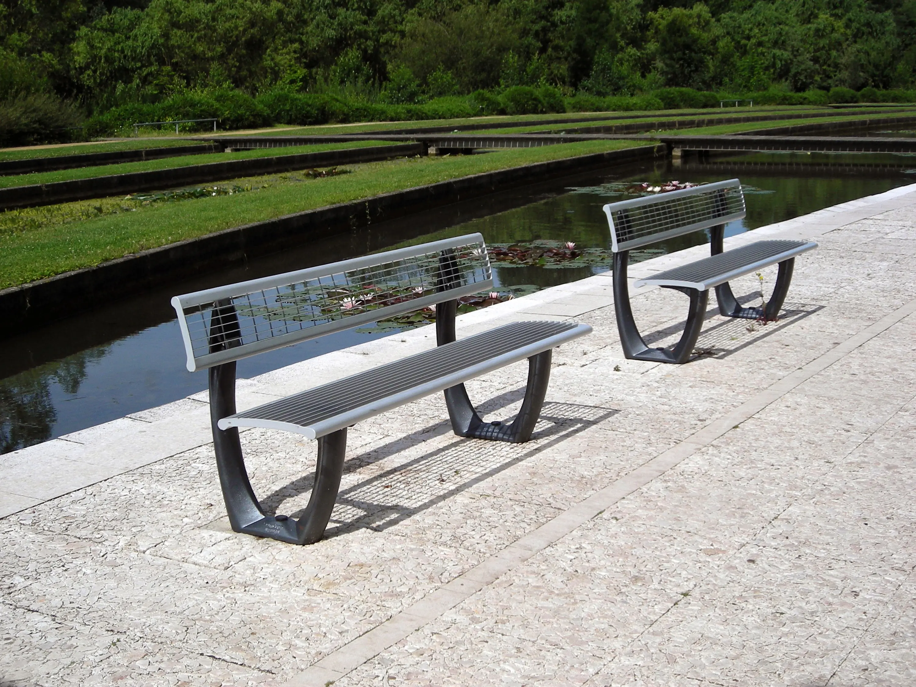 Concept Urbain - Delta mesh bench