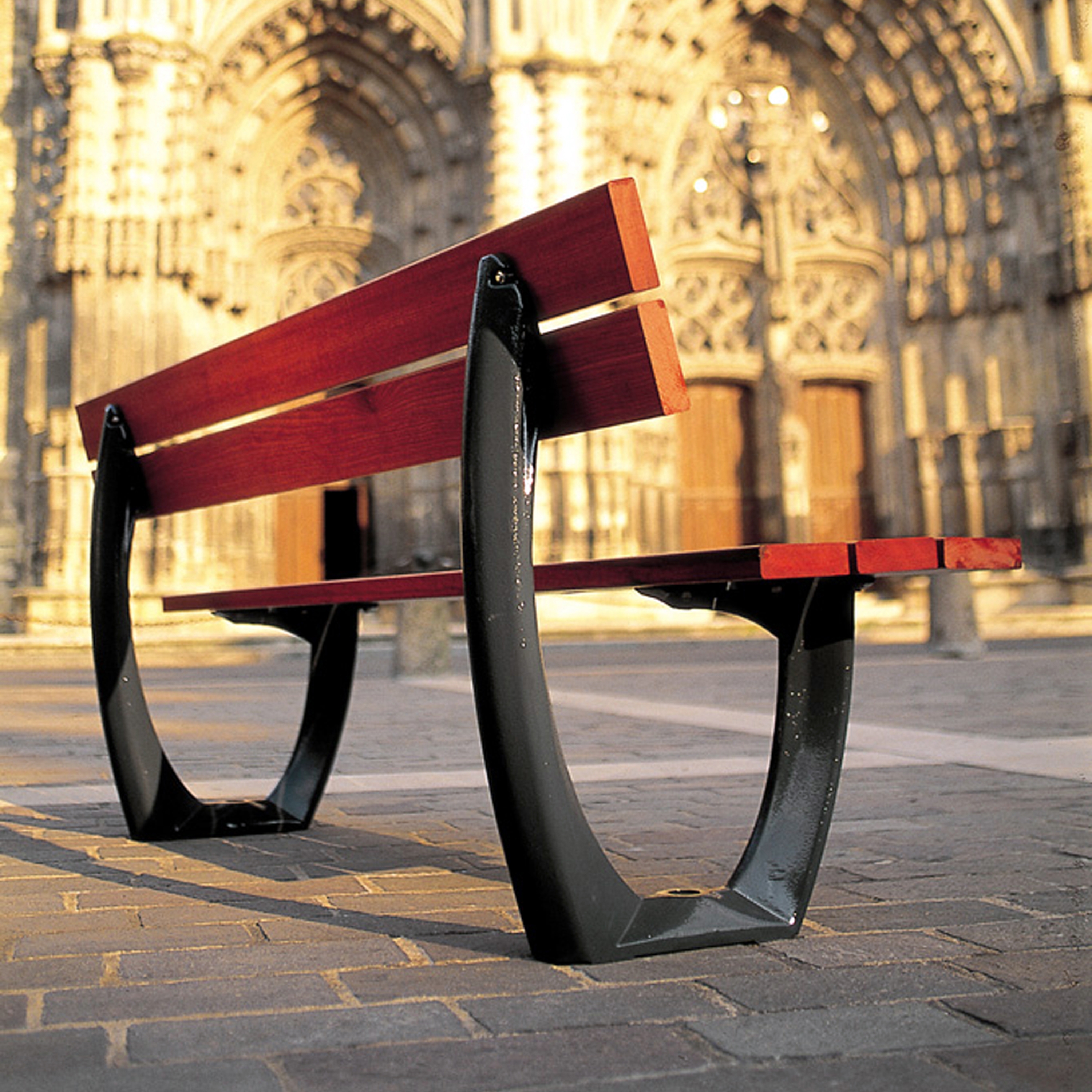 Afficher le produit Delta banc bois du fabricant Concept Urbain