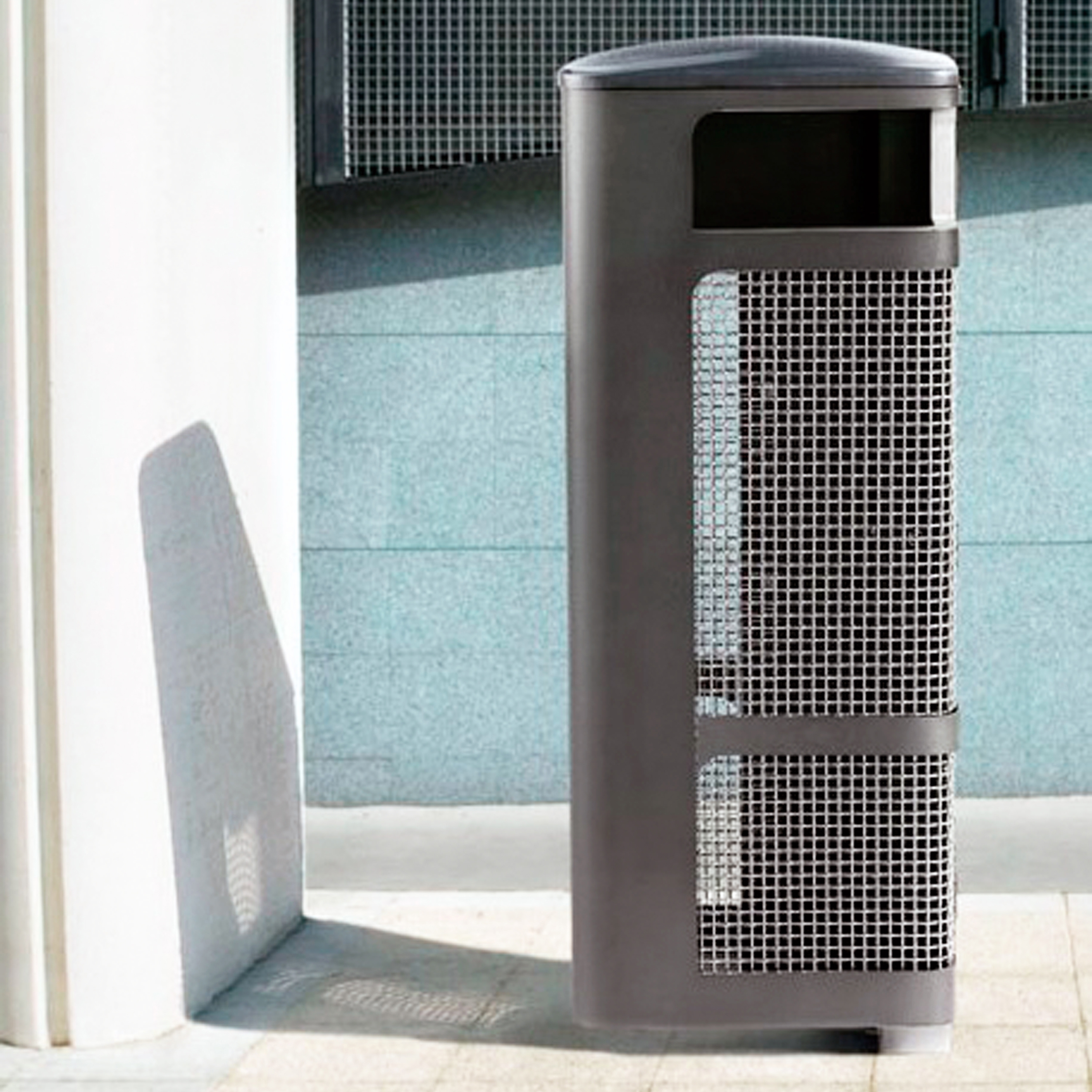 Display product Imawa litter bin B from manufacturer Concept Urbain
