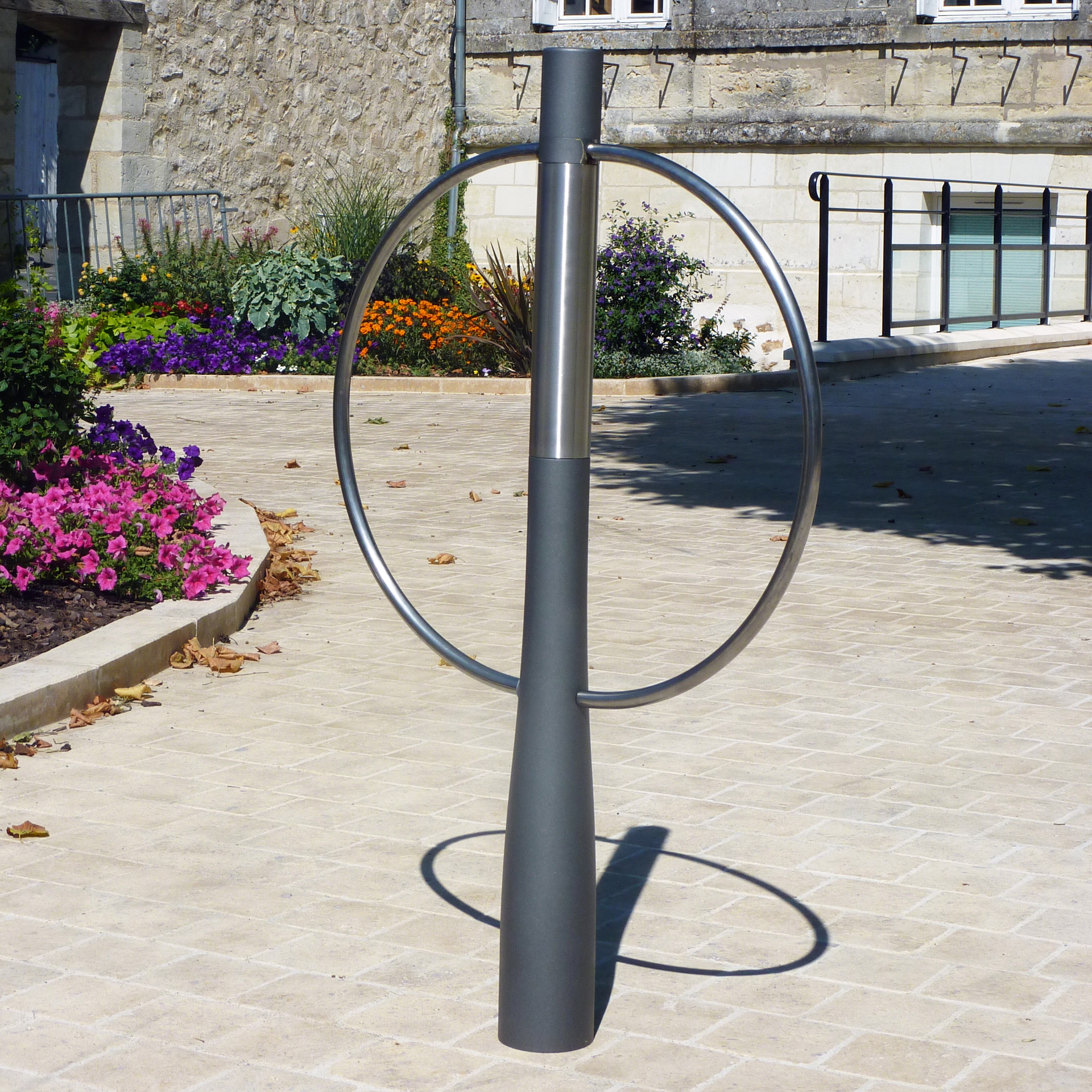 Display product Or'a bicycle stand from manufacturer Concept Urbain