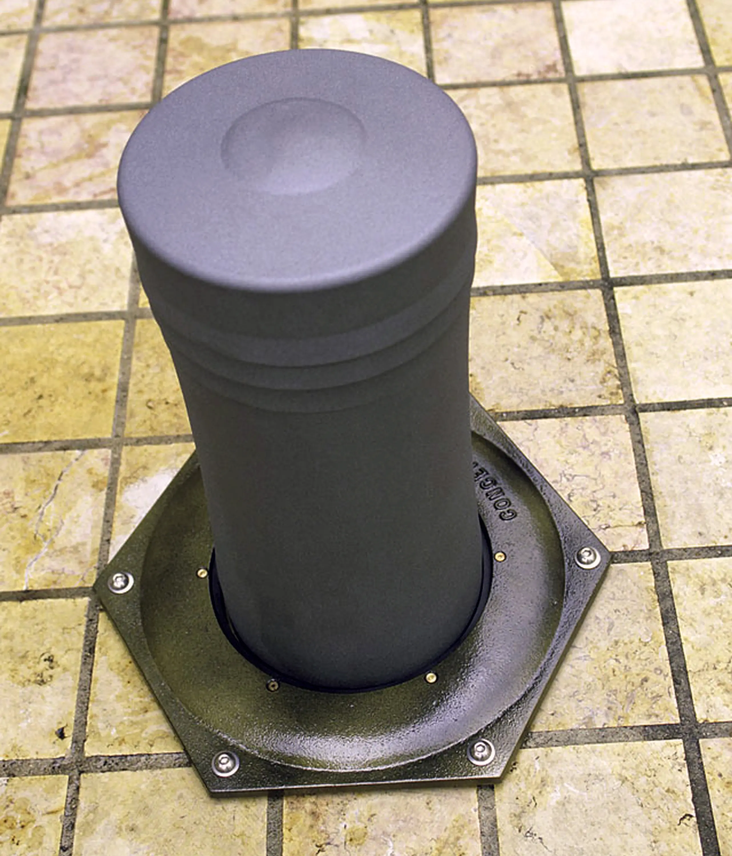 Concept Urbain - Vesta bollard T50 retractable