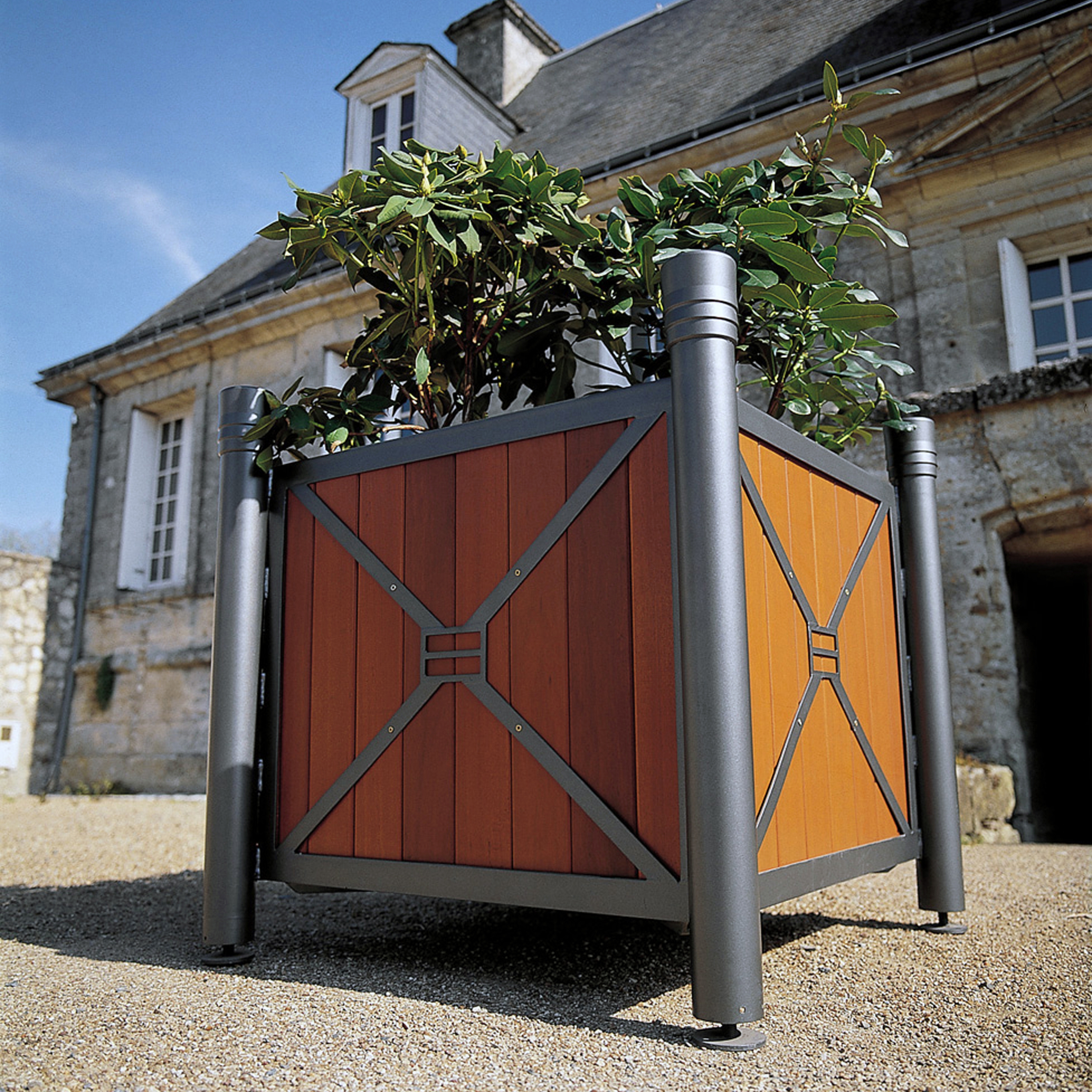 Mostrar el producto Vesta planter V2 del fabricante Concept Urbain
