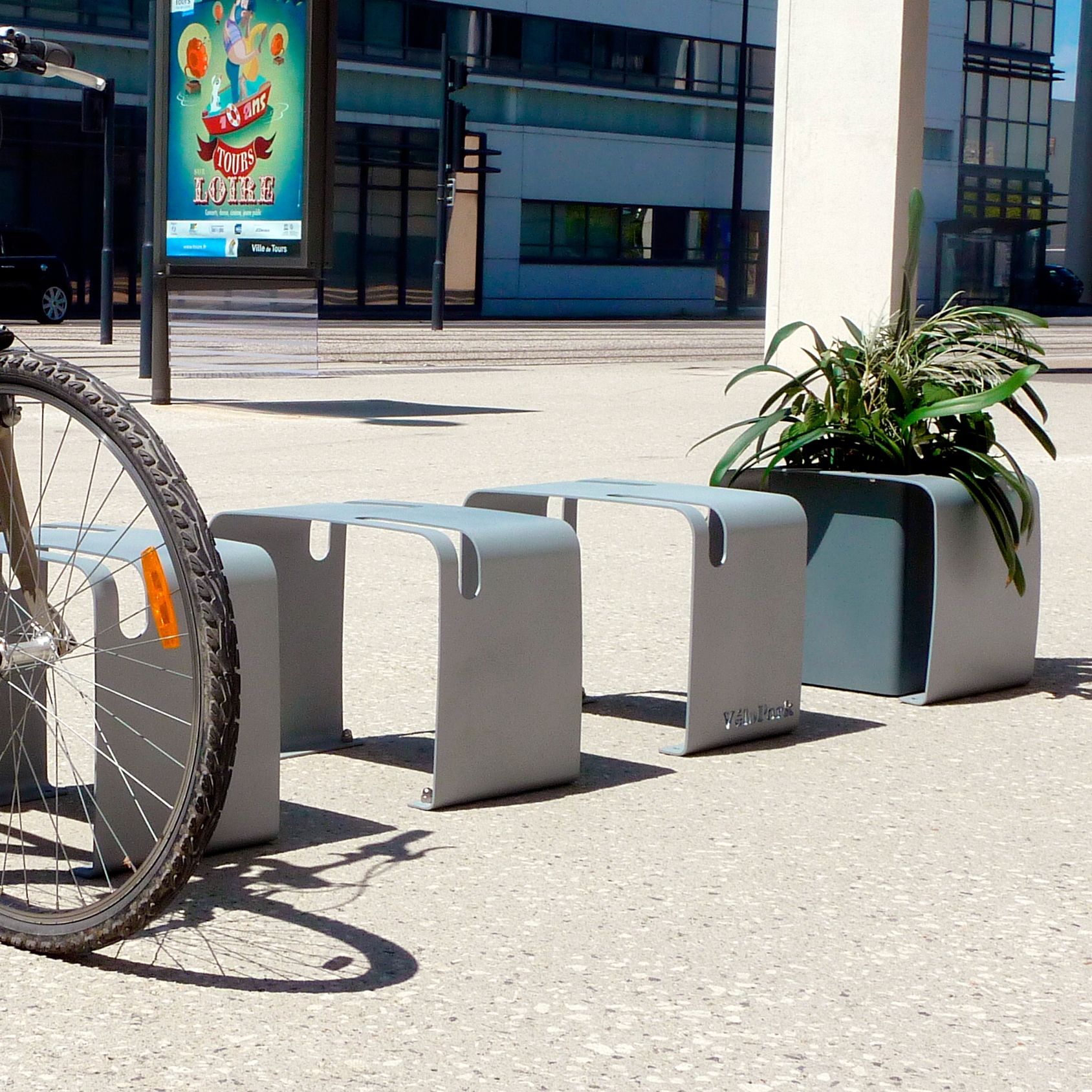 Display product Vélopark planter unit from manufacturer Concept Urbain