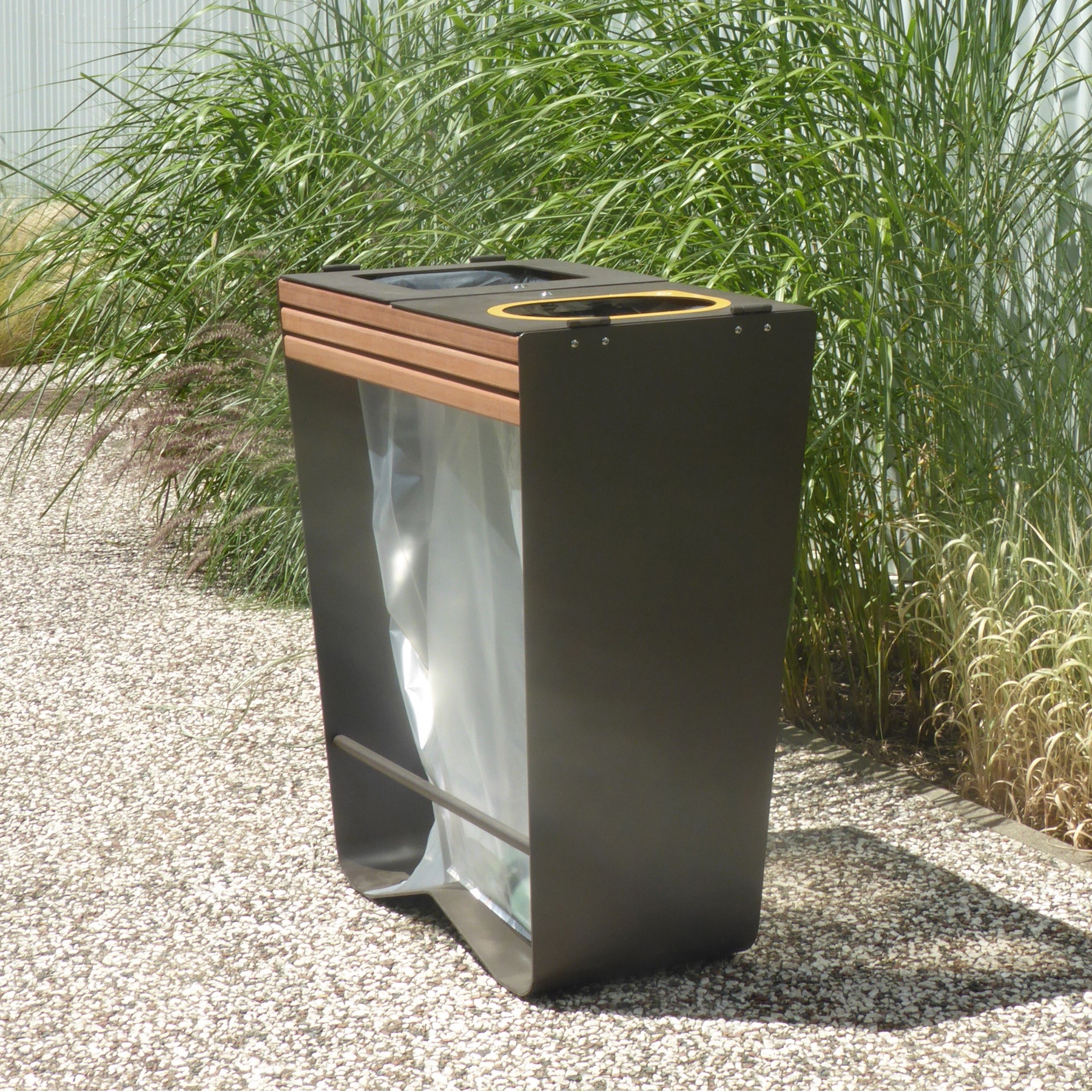 Produkt Karma bag support for waste sorting des Herstellers Concept Urbain anzeigen