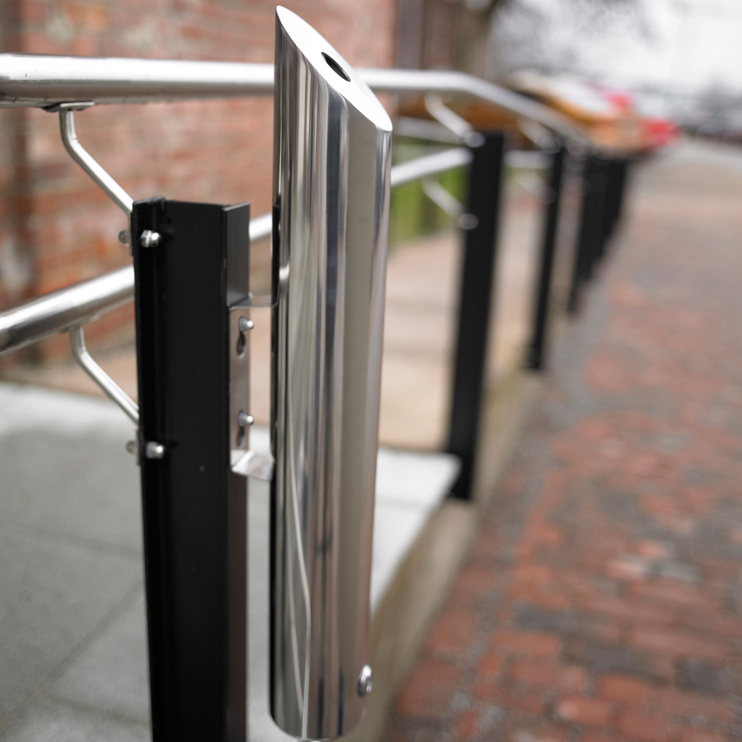 Display product Ashley ashtray from manufacturer Concept Urbain