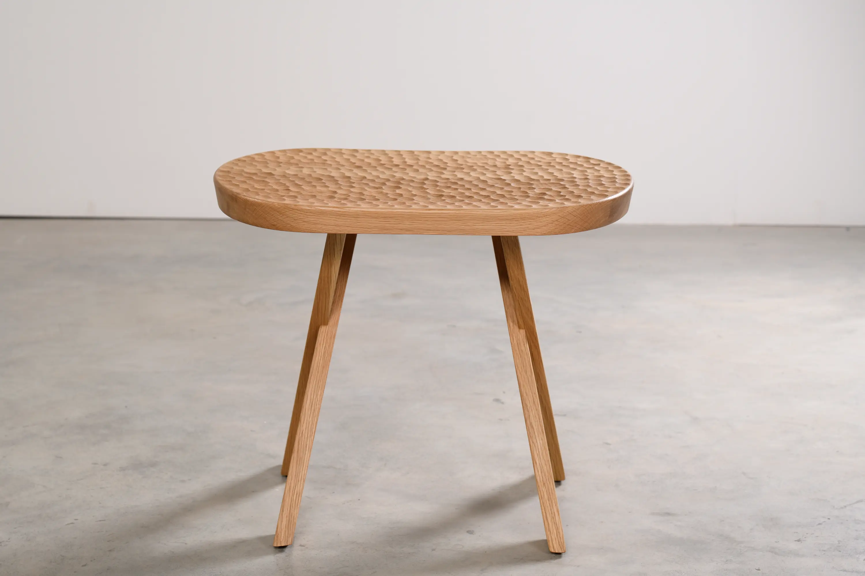 Zanat - Touch Stool half moon