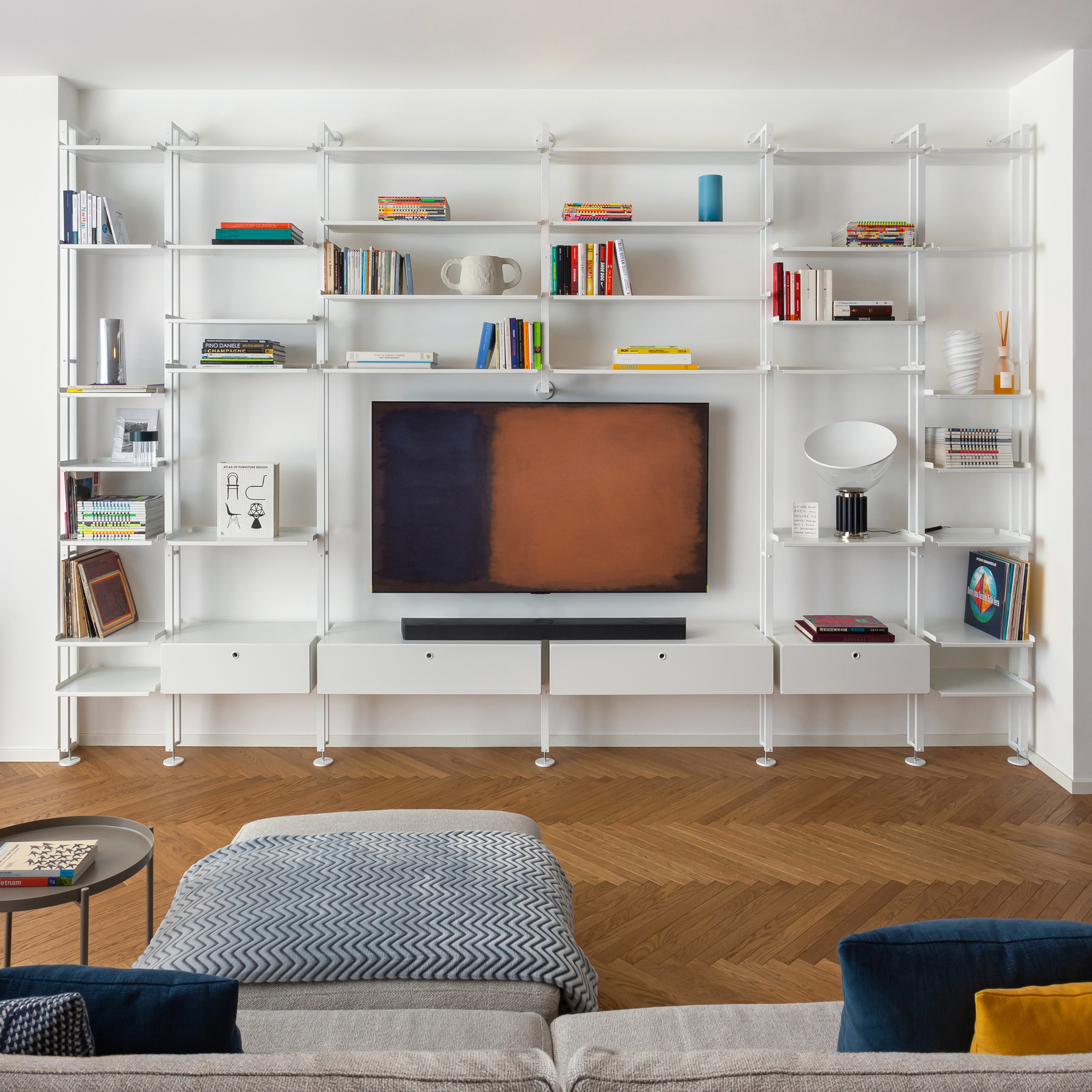 Display product K2 Living from manufacturer Kriptonite