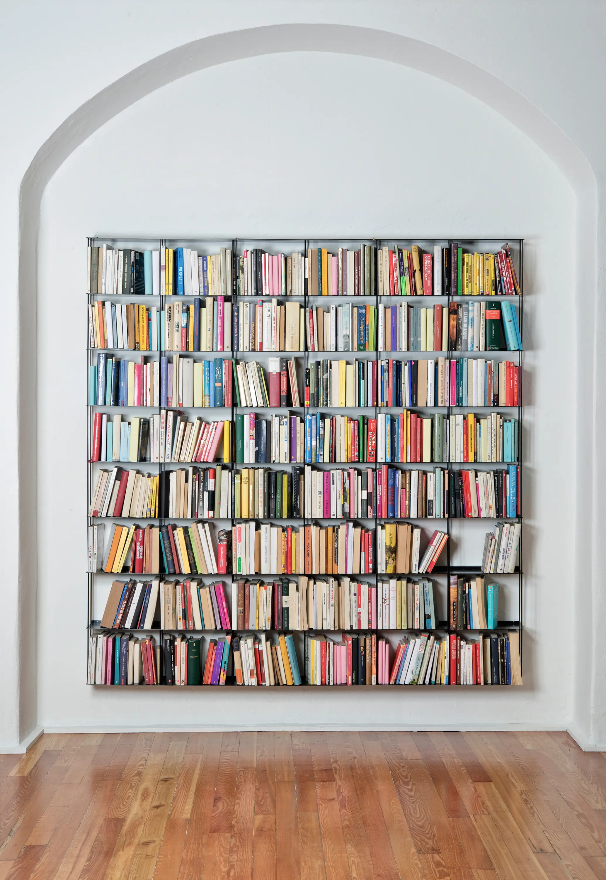 Kriptonite - Krossing Bookshelf