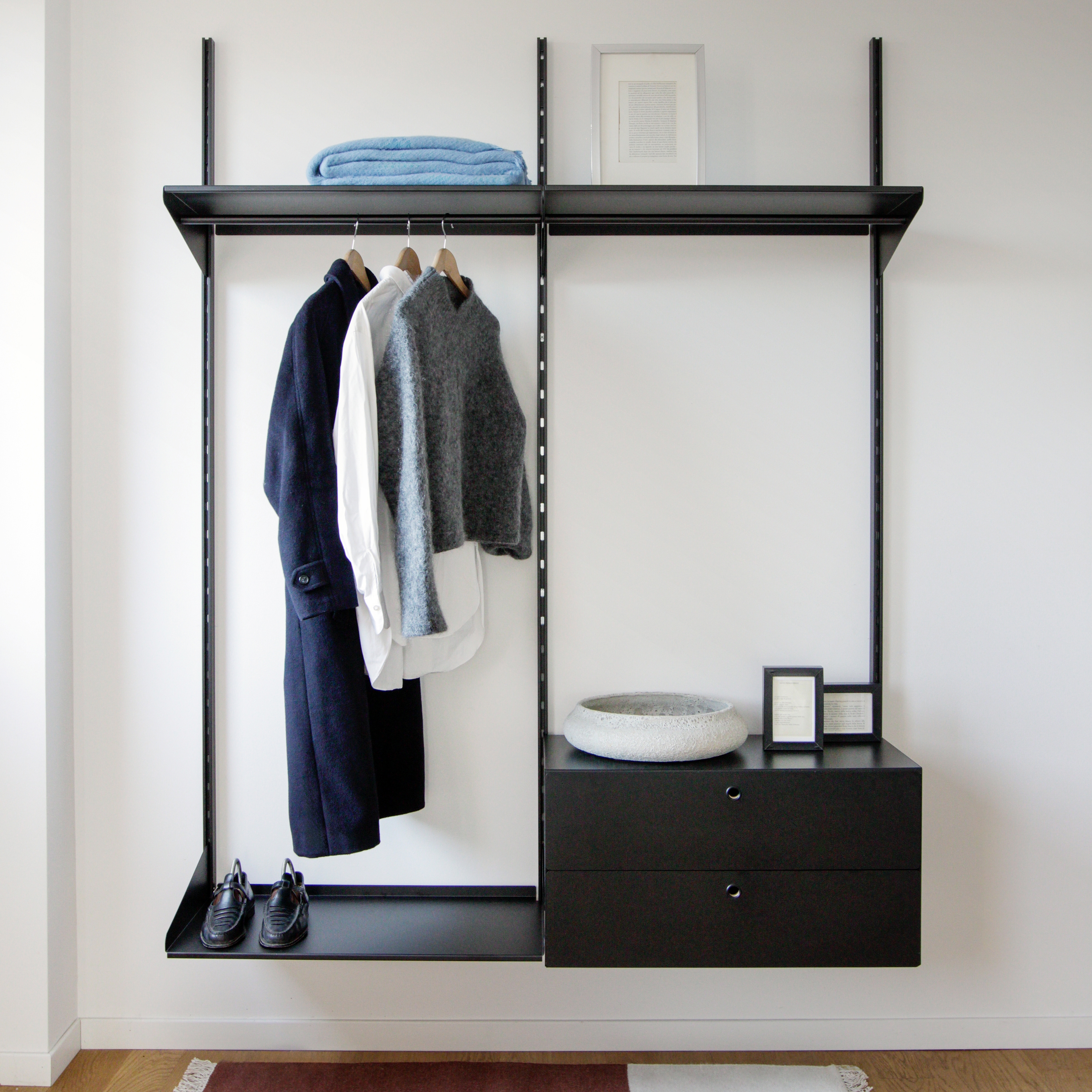 Mostrar el producto K1+ Wardrobe del fabricante Kriptonite