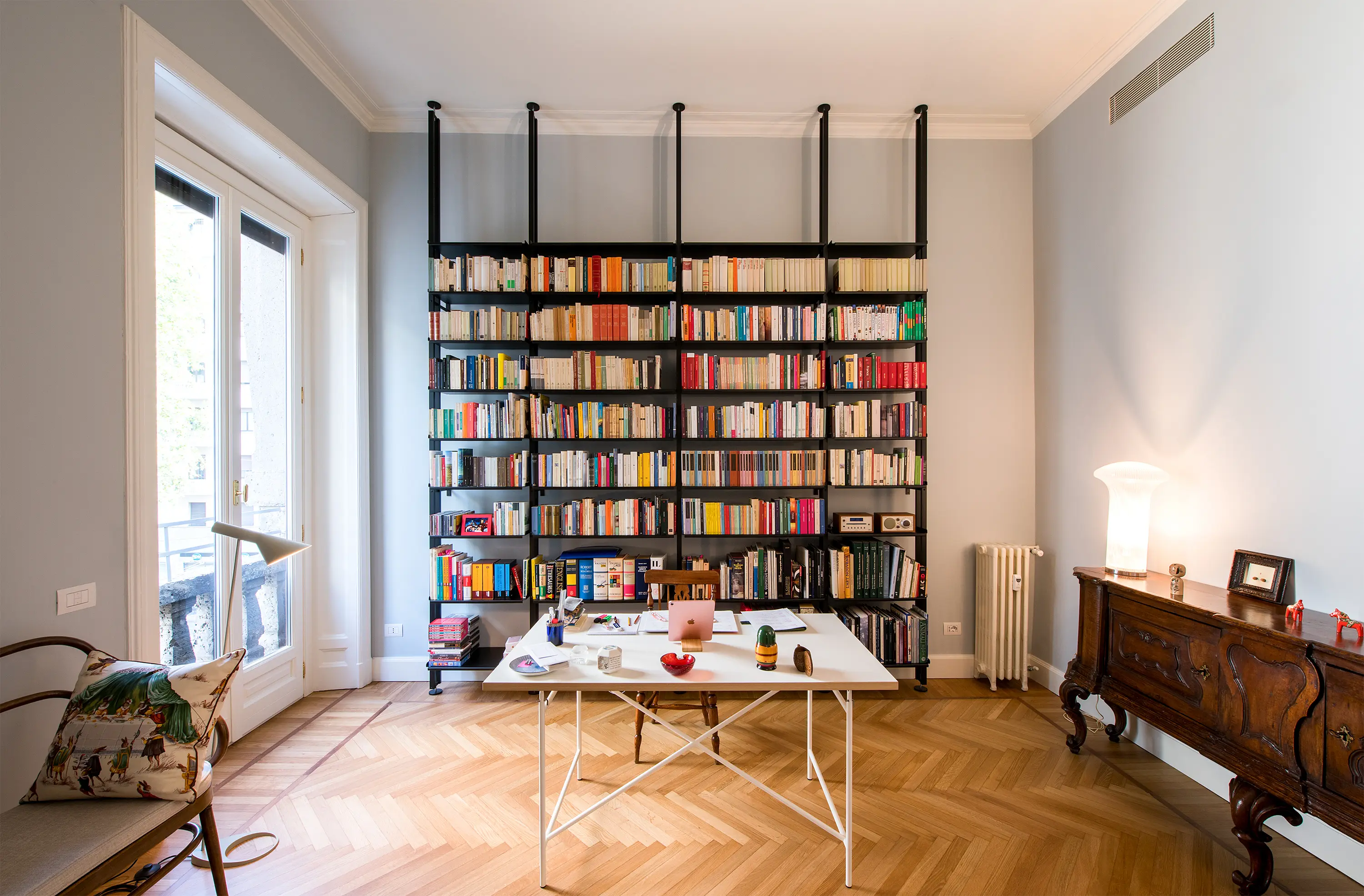 Kriptonite - K2 Bookshelf