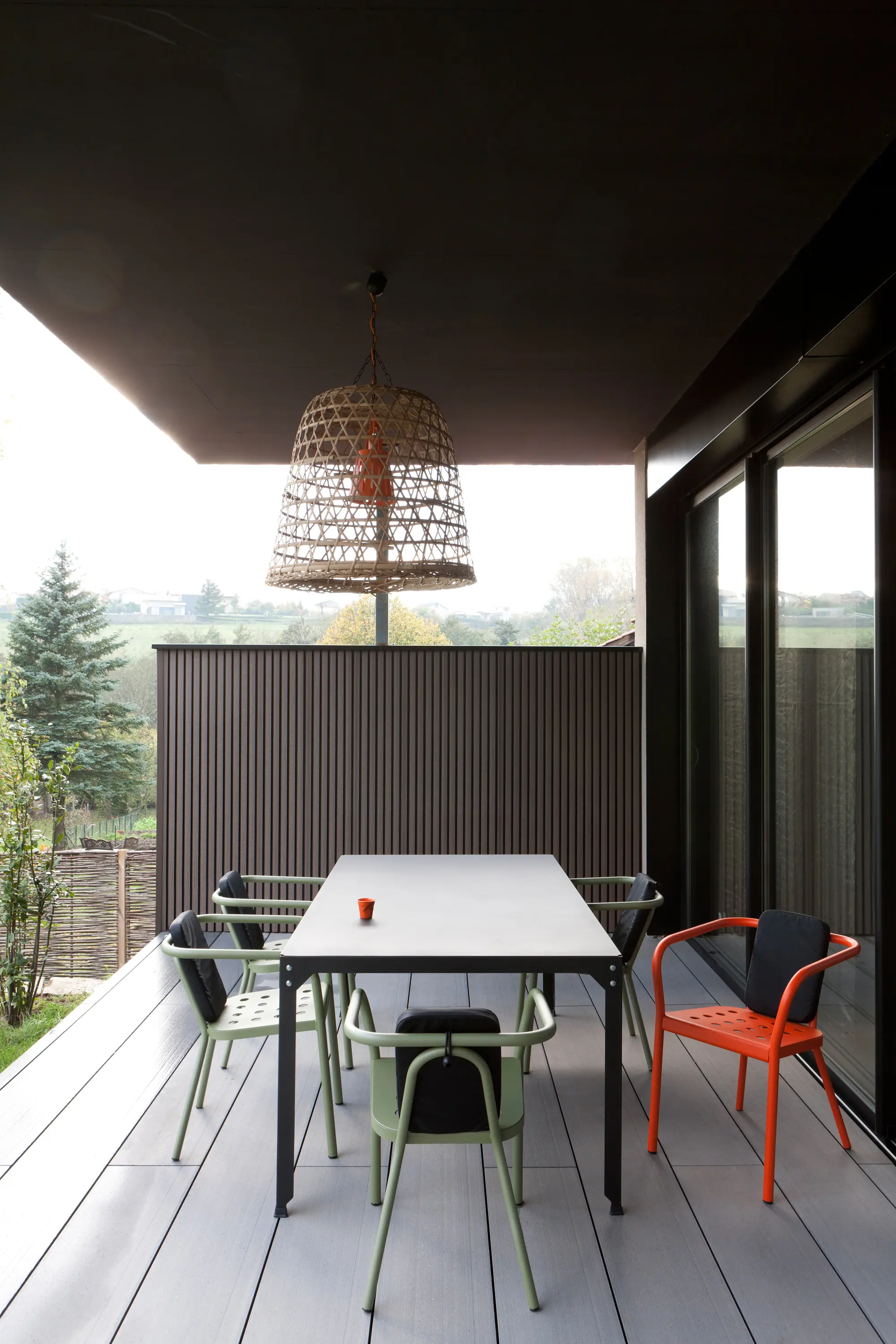 Matière Grise - Hegoa standing table L