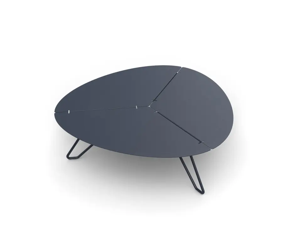 Matière Grise - Loo low triangular table