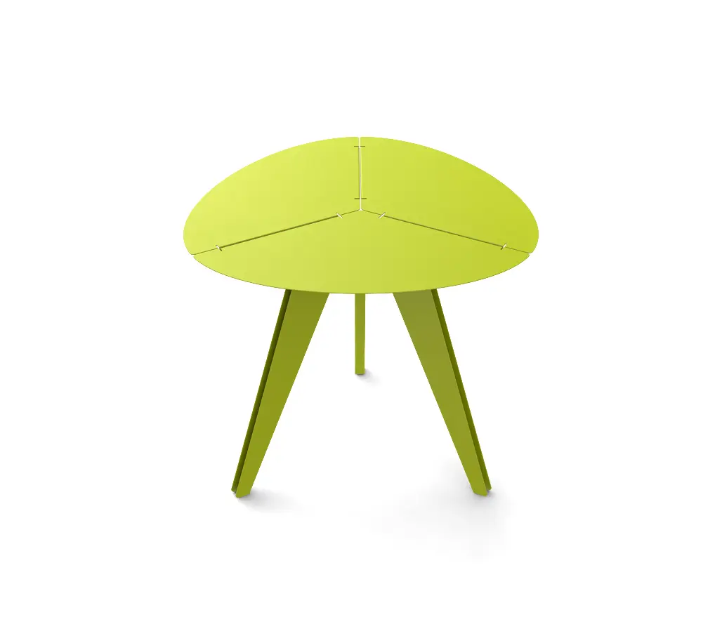 Matière Grise - Loo triangular table