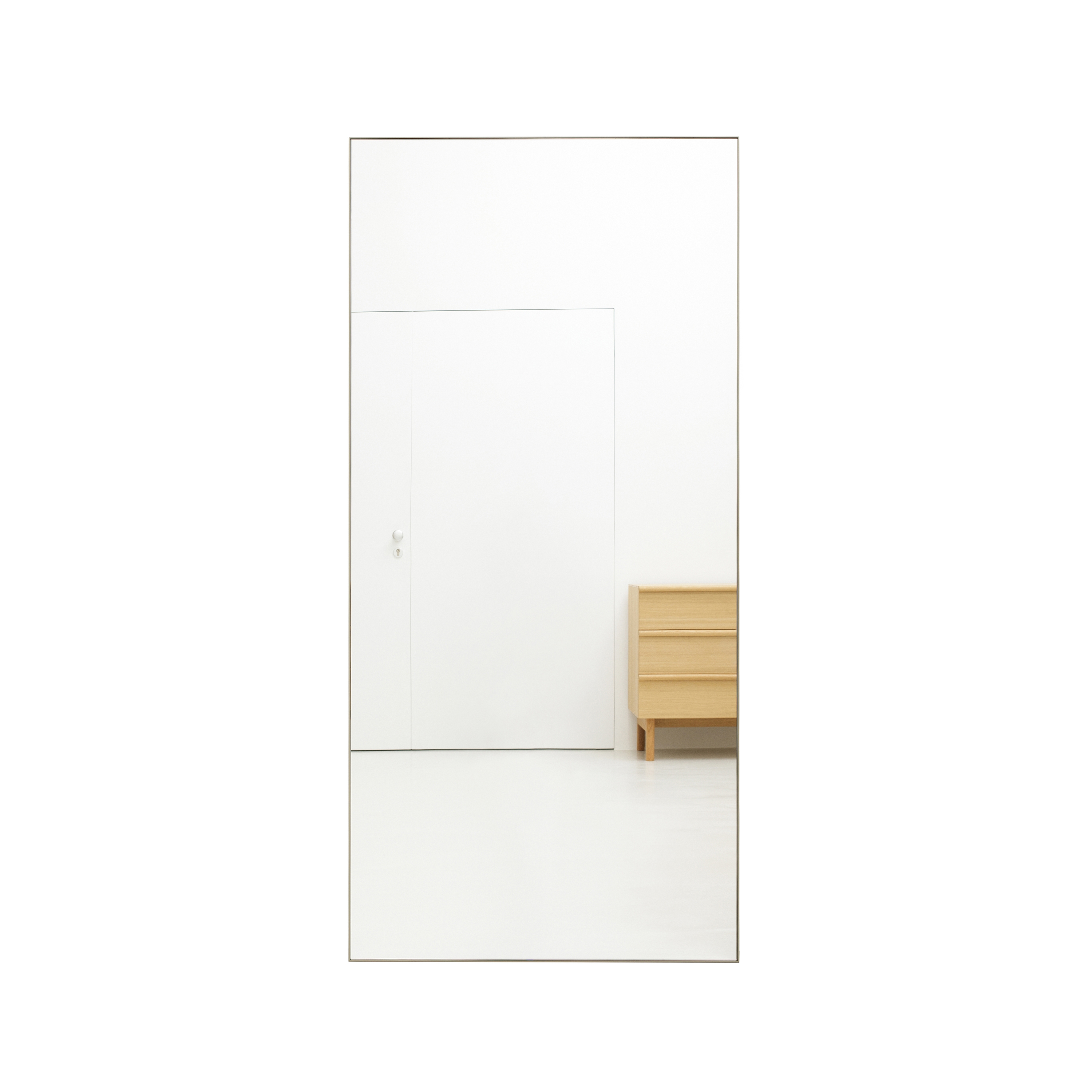 Mostra il prodotto Steel Frame Mirror del produttore Bautier