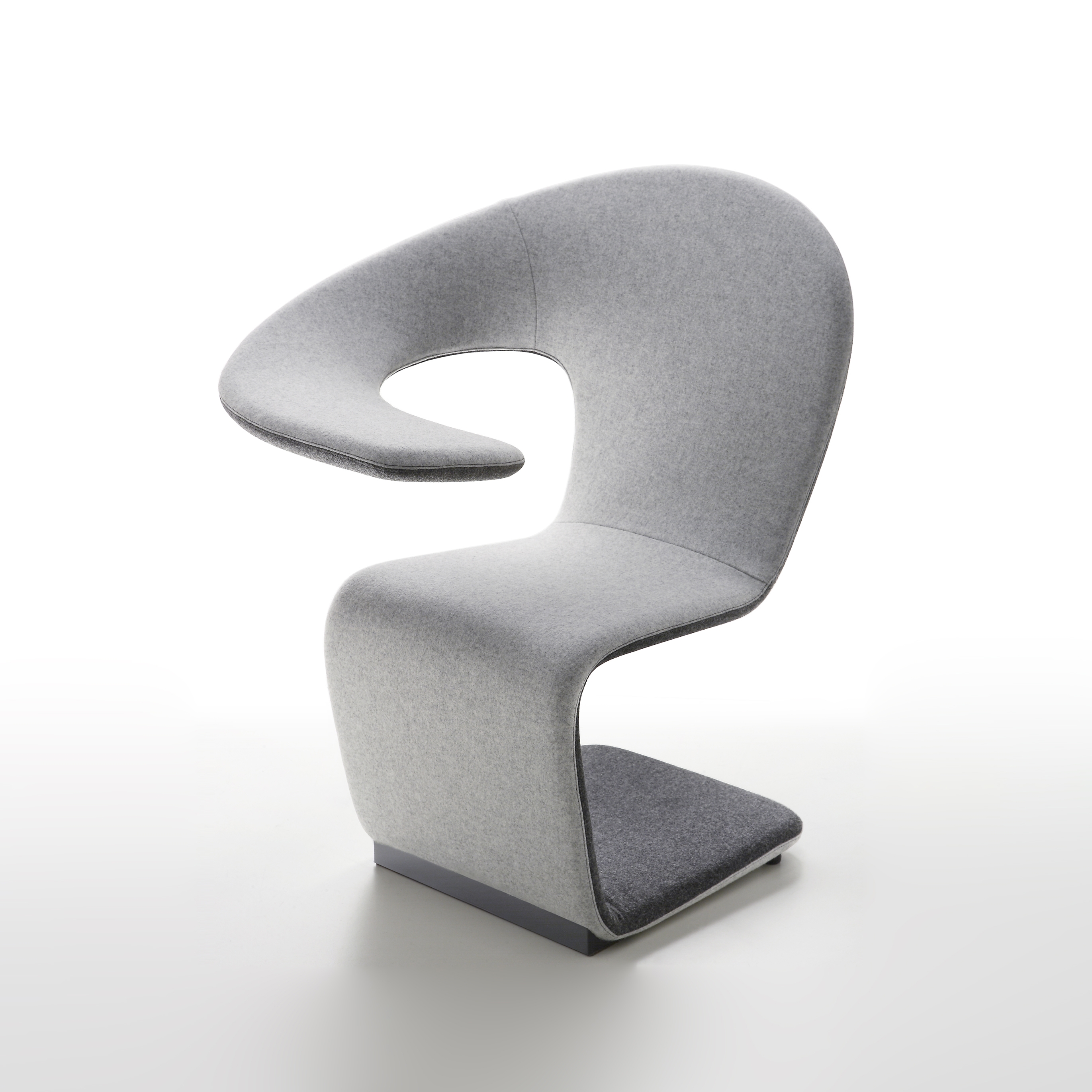 Display product Aleaf Armchair from manufacturer Design You Edit