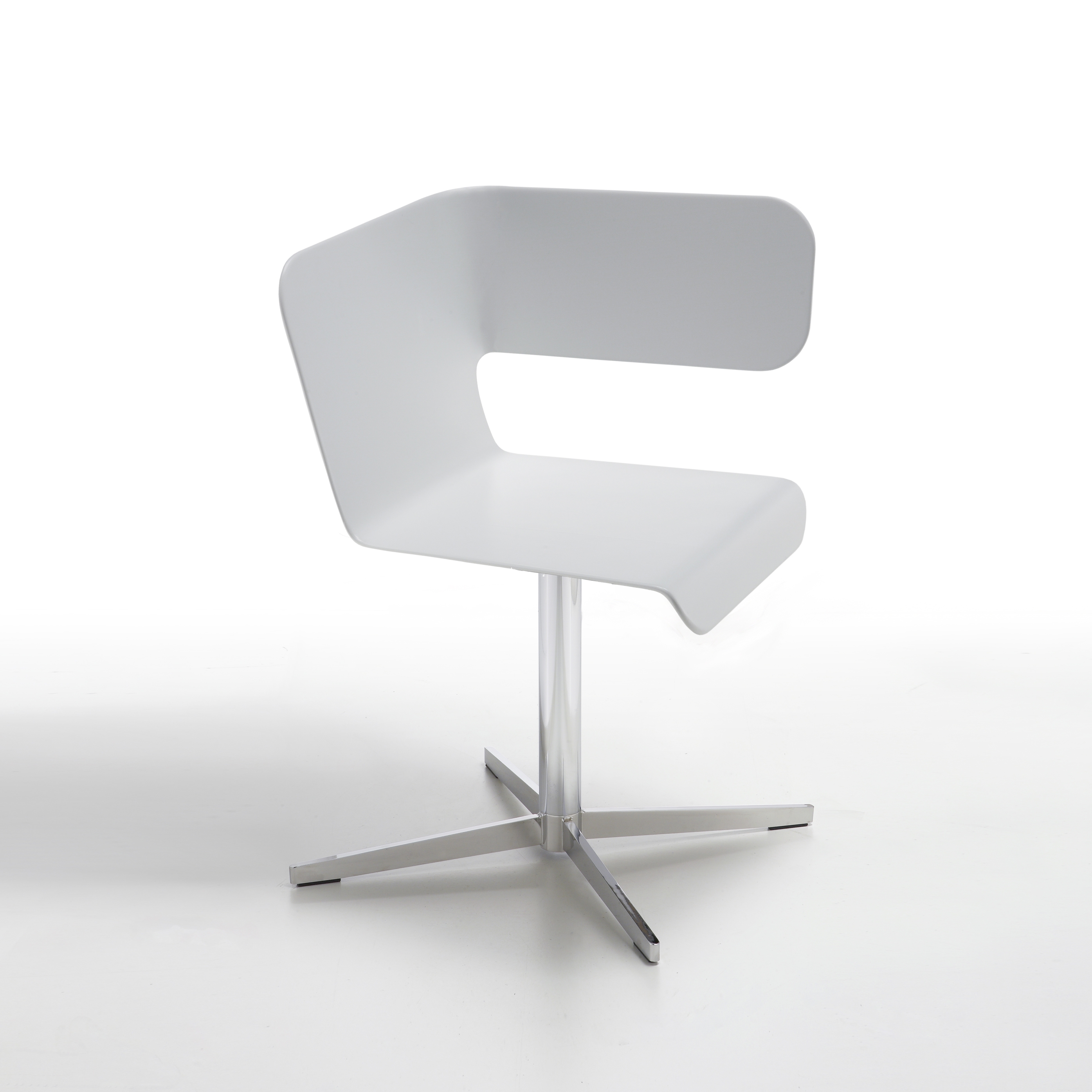 Display product Twiss Chair from manufacturer Design You Edit
