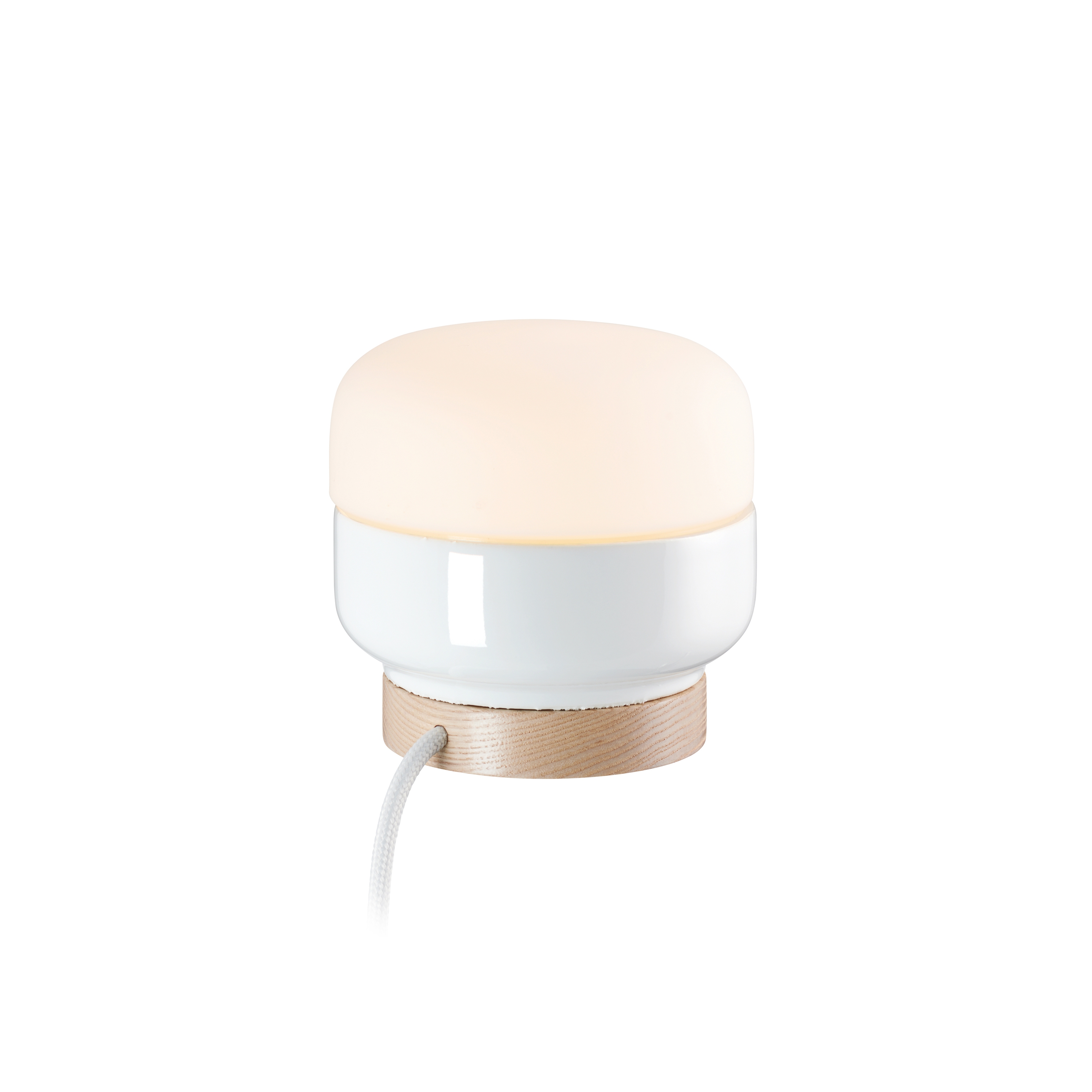 Display product Ohm Table 140/135 from manufacturer Ifö Electric