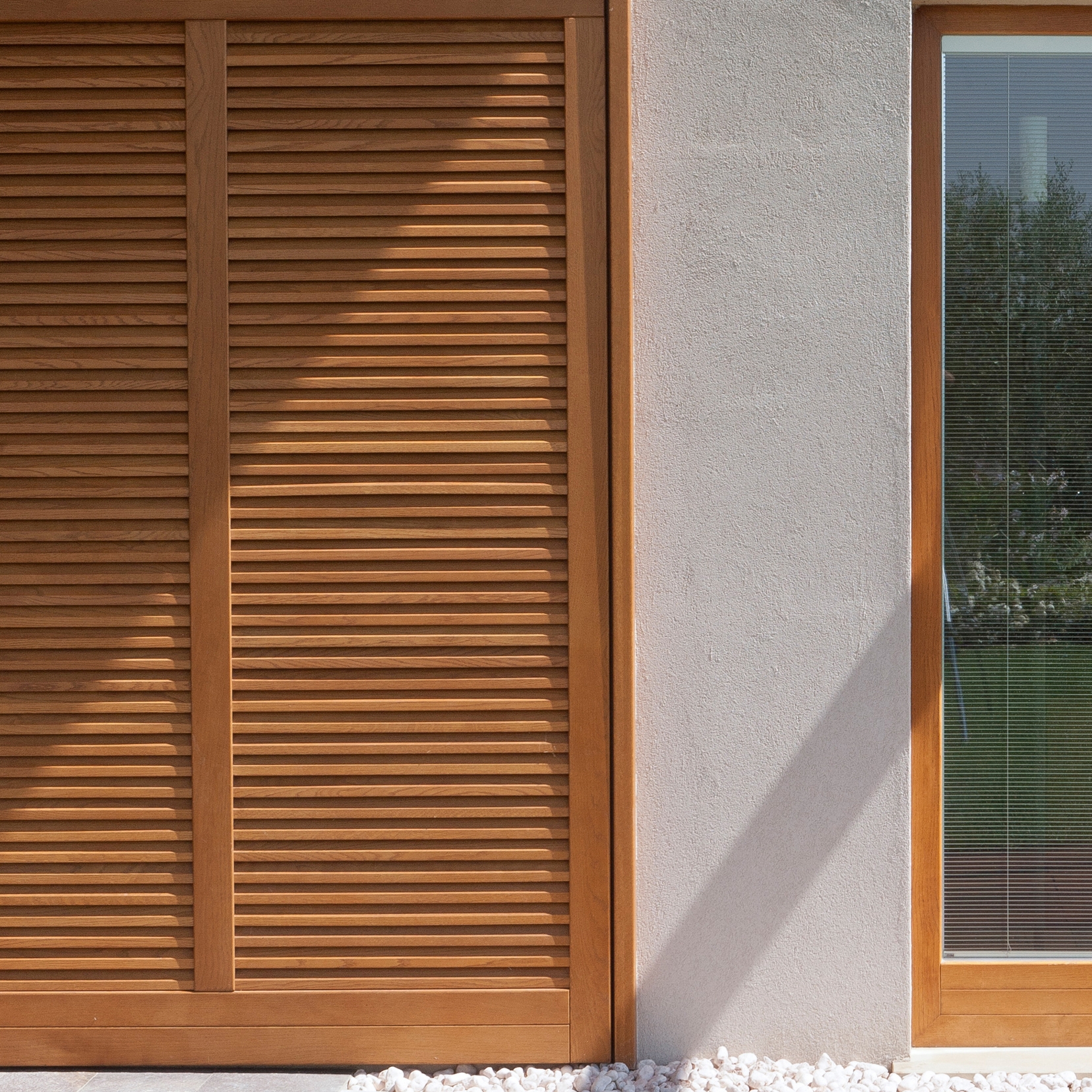 Display product ISAM Wood Sunscreen from manufacturer ISAM