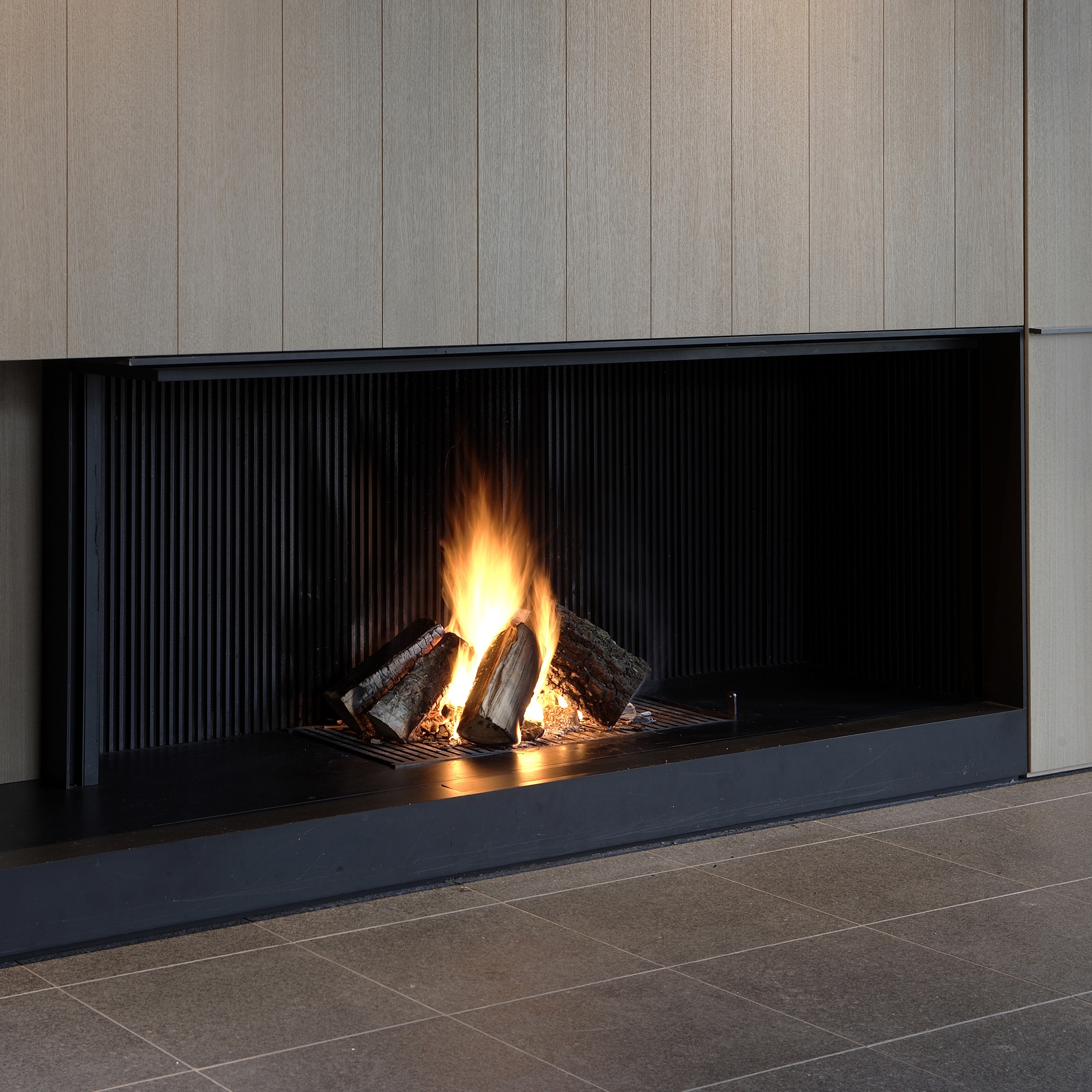 Display product Universal | MF 1900-75 W 2S L from manufacturer Metalfire