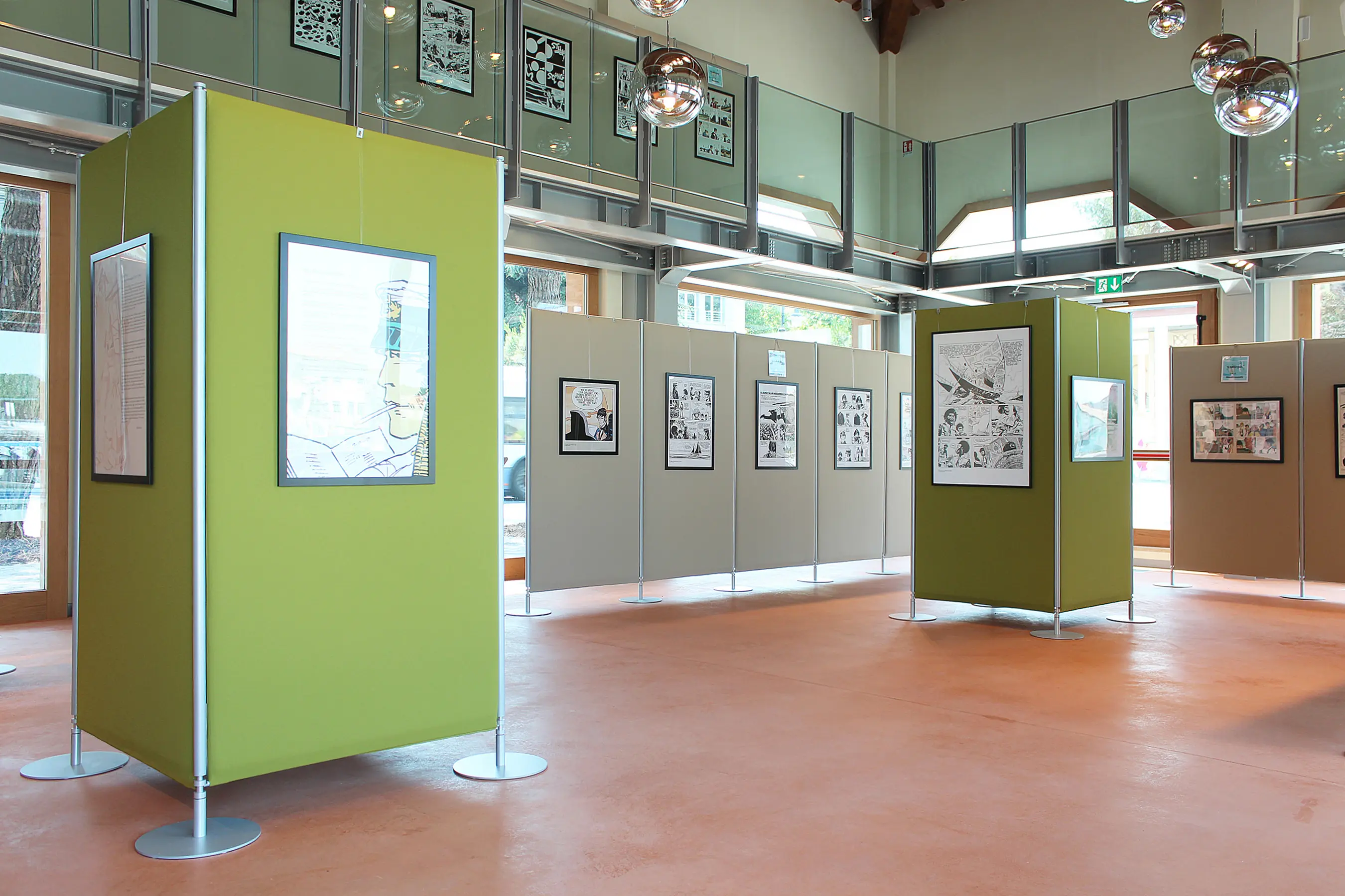 gallery-slide-0