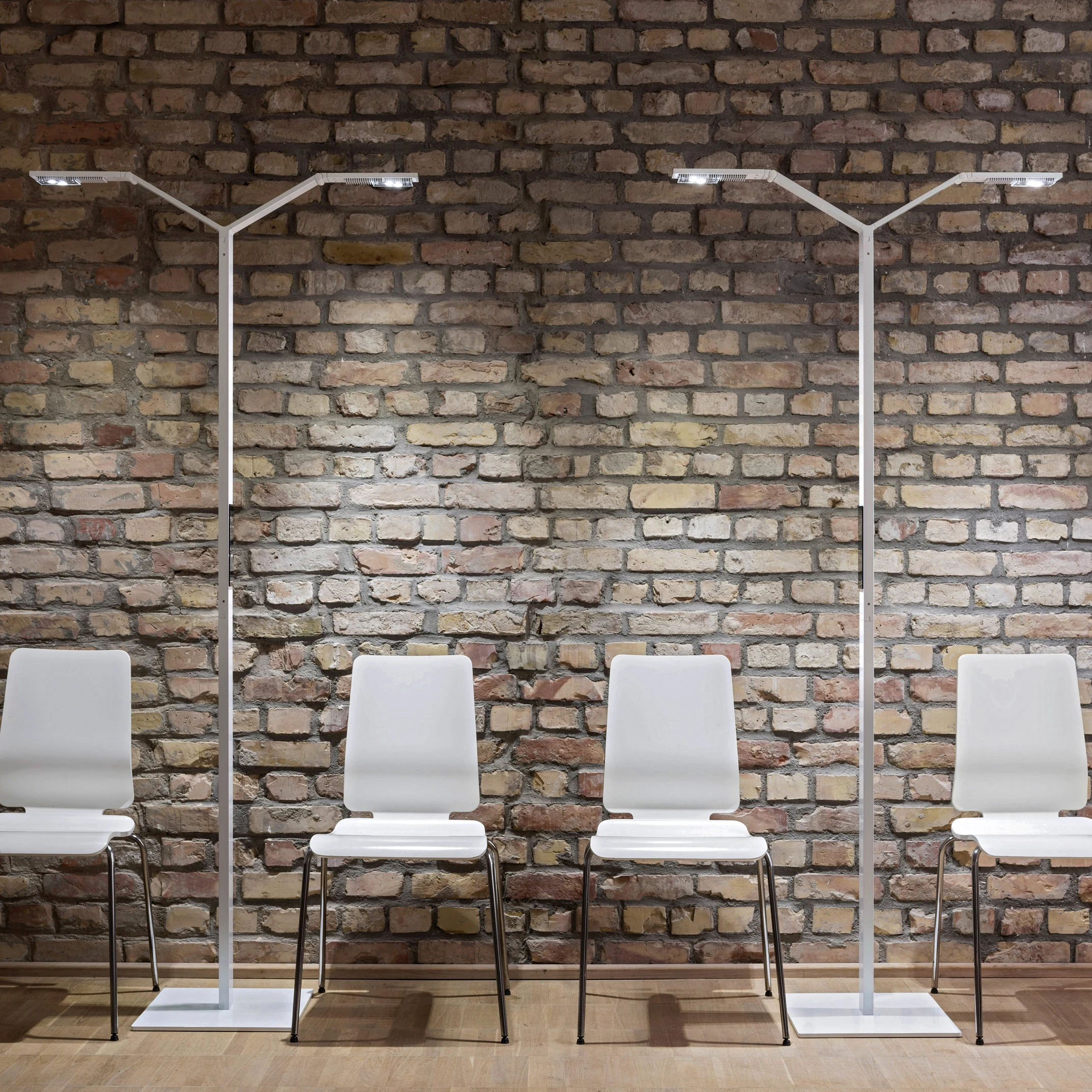 FLOOR LAMPS
