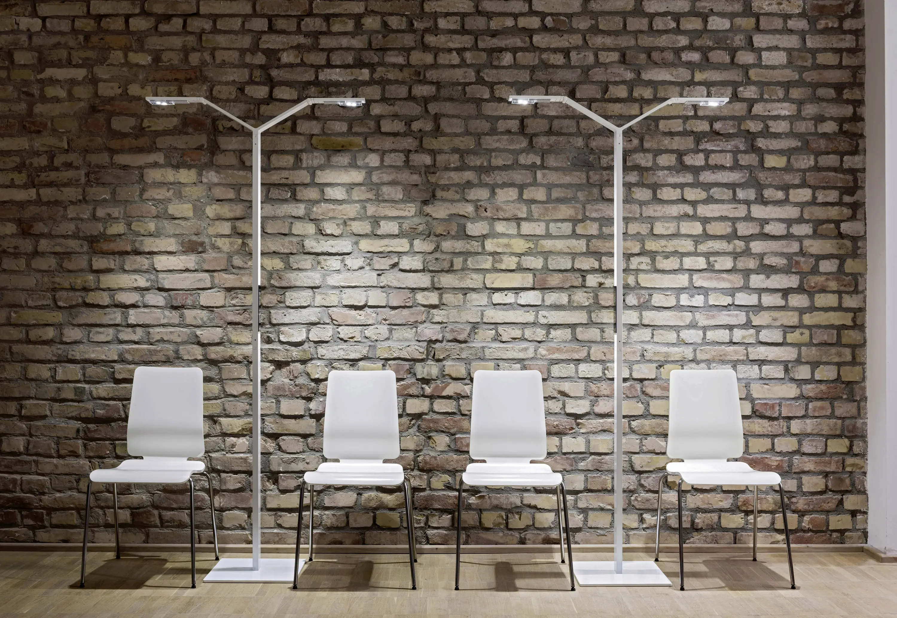 LUCTRA - FLOOR TWIN LINEAR weiß