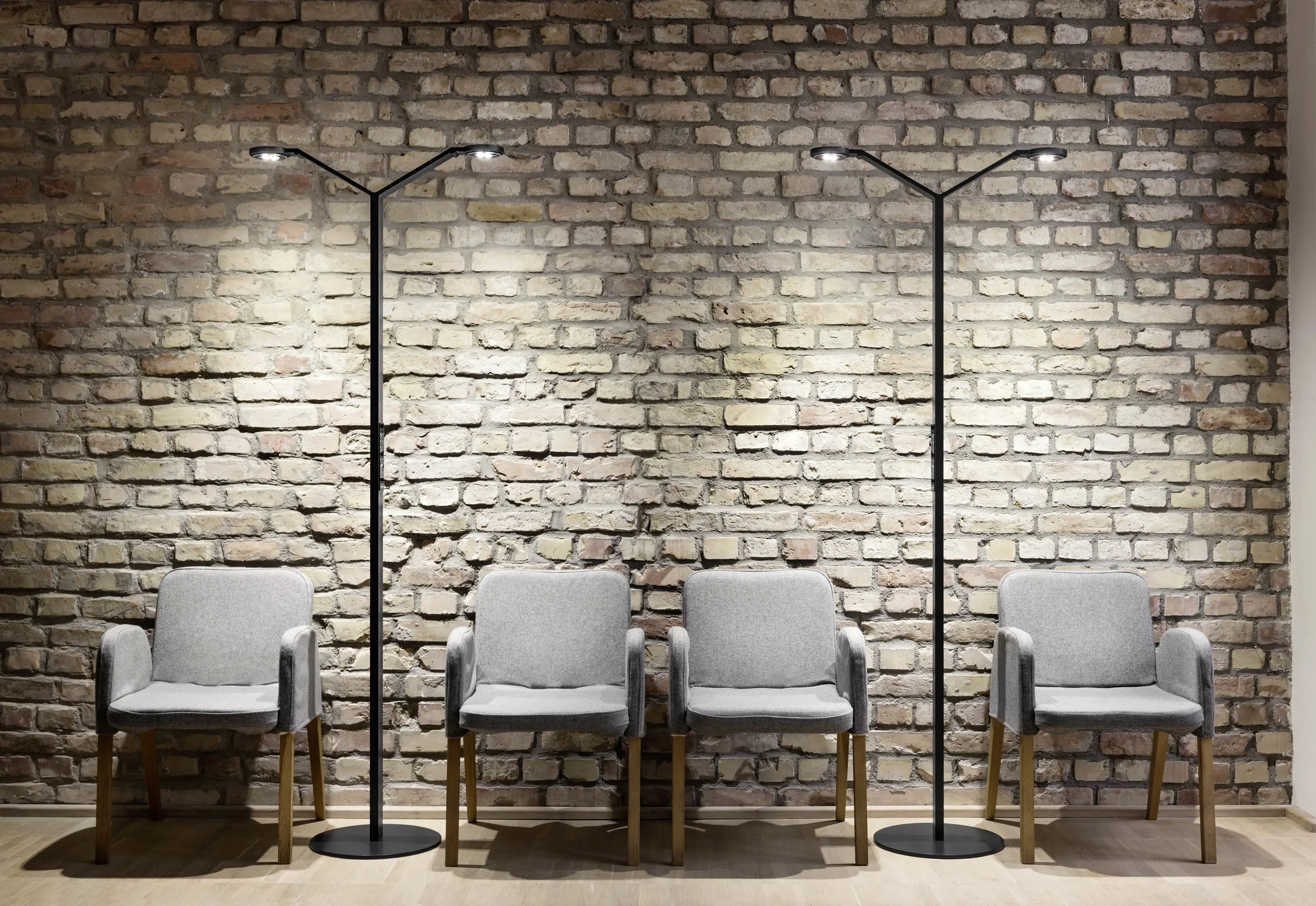 LUCTRA - FLOOR TWIN RADIAL schwarz