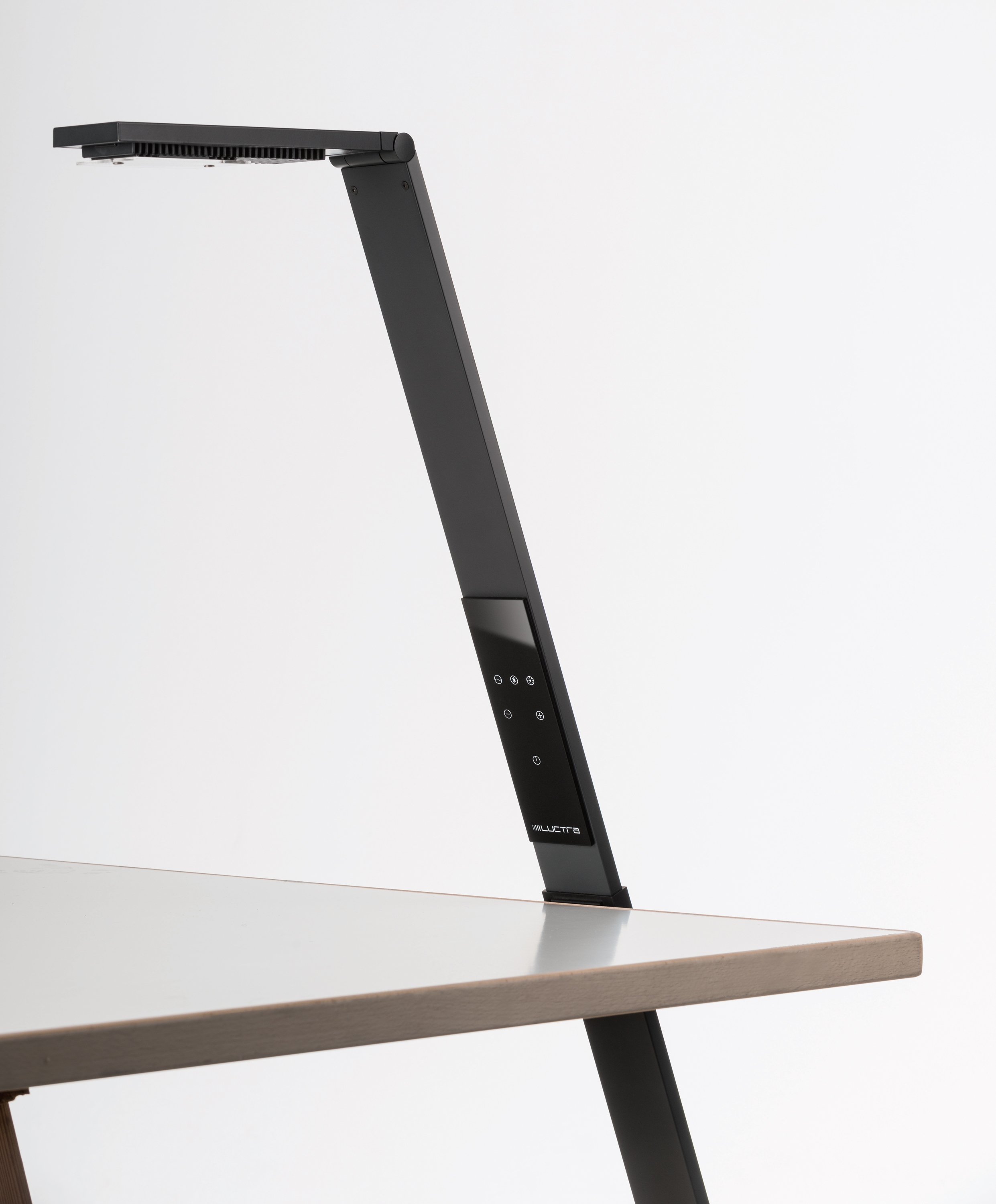 Mostra il prodotto LUCTRA FLEX black del produttore LUCTRA