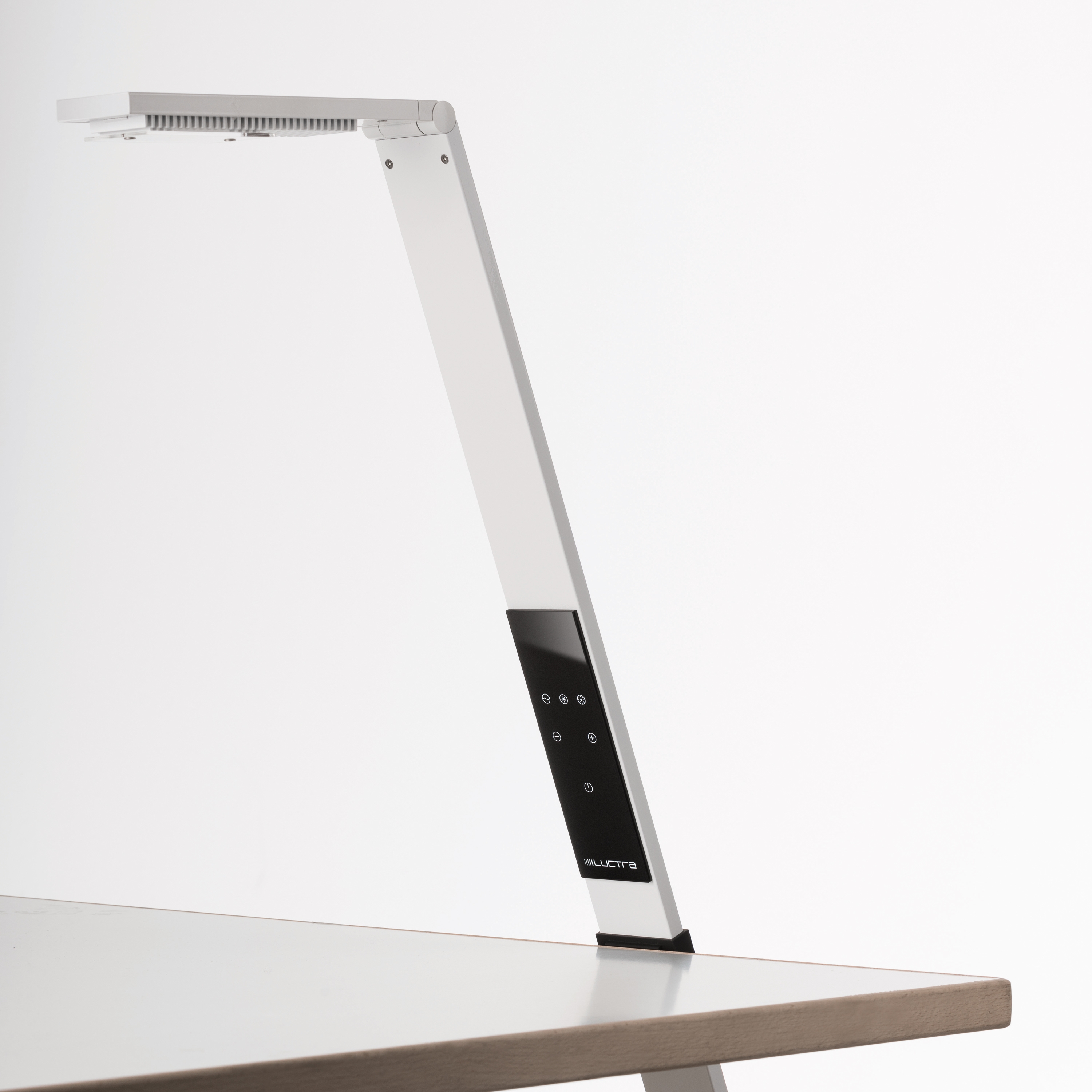 LUCTRA FLEX white