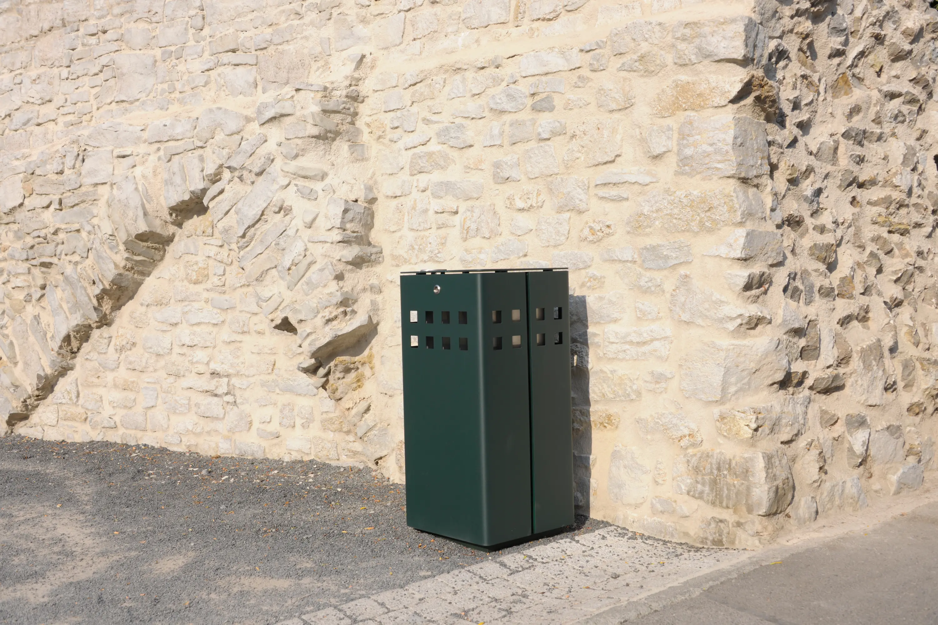 BENKERT-BAENKE - Litter bin 1320 with and without ashtray