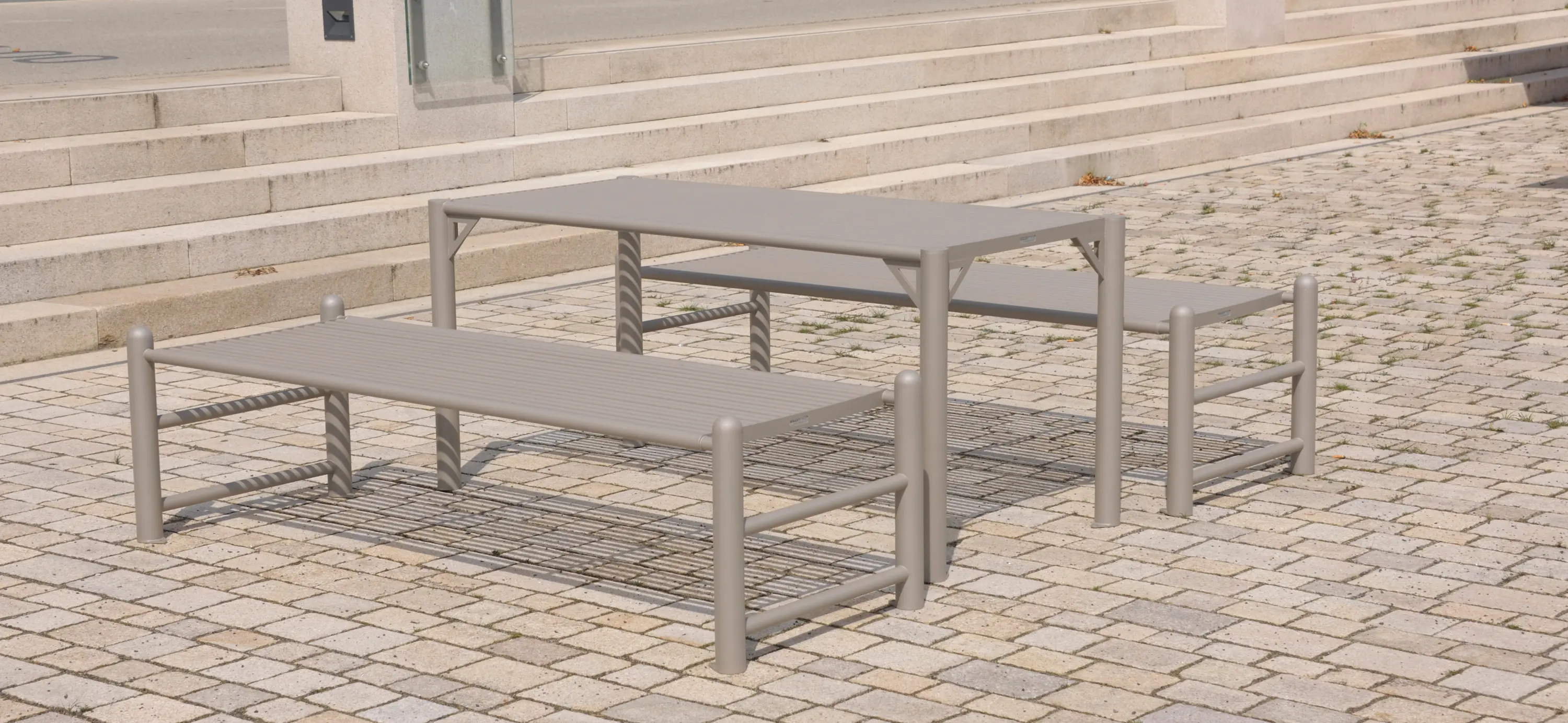 BENKERT-BAENKE - Siardo 130R Table