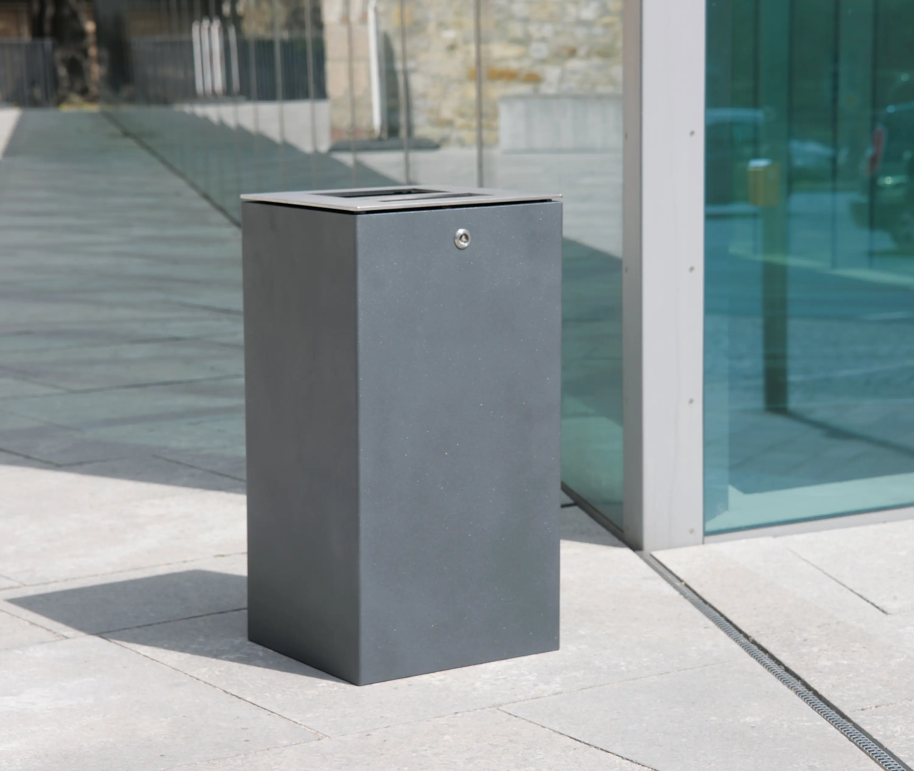 BENKERT-BAENKE - Litter bin 710 with and without ashtray