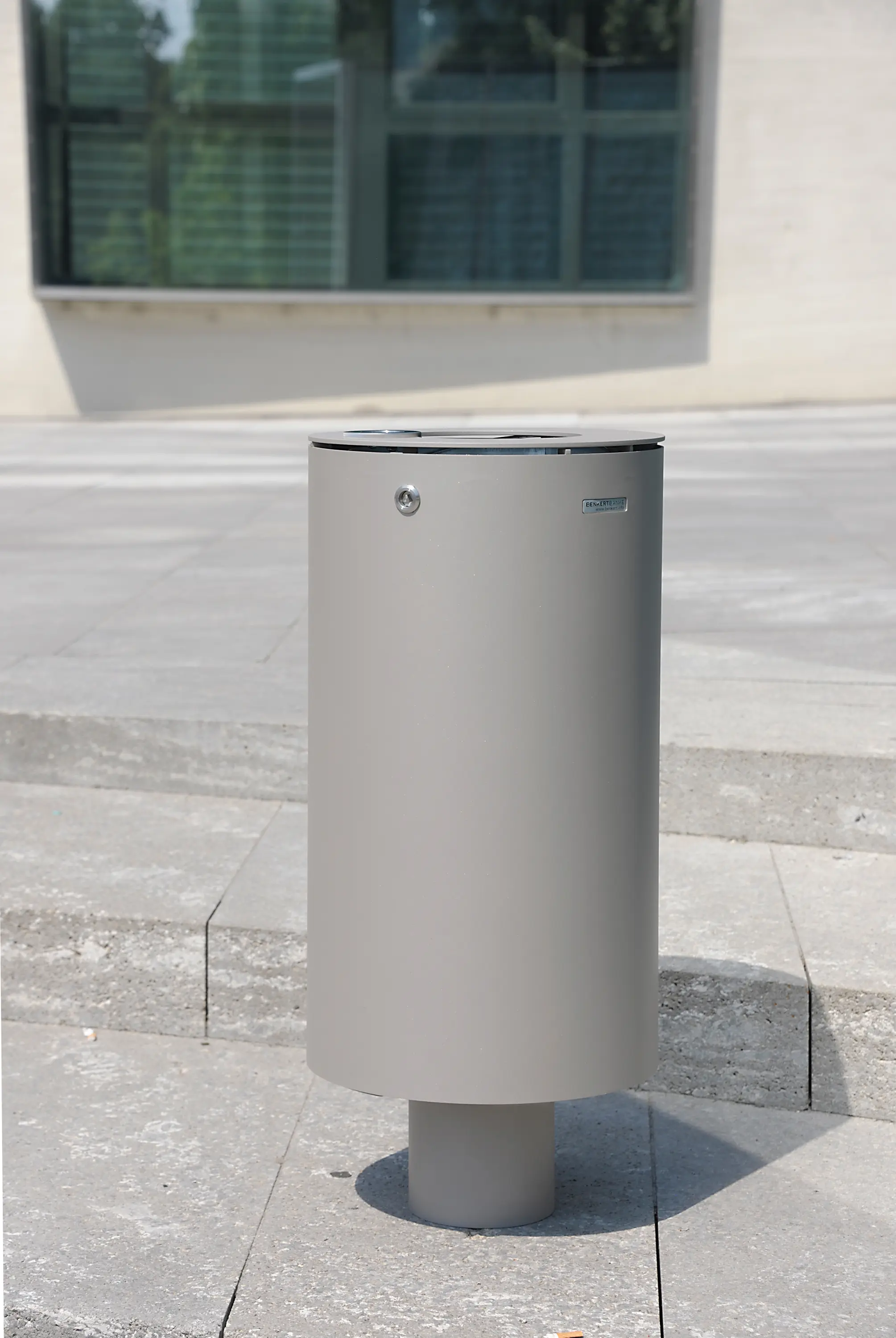 BENKERT-BAENKE - Litter bin 240 with and without ashtray