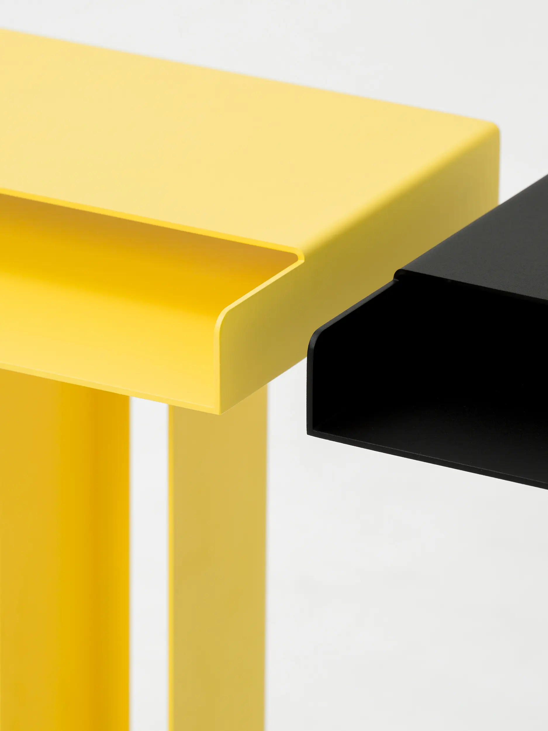 New Tendency - Meta Side Table
