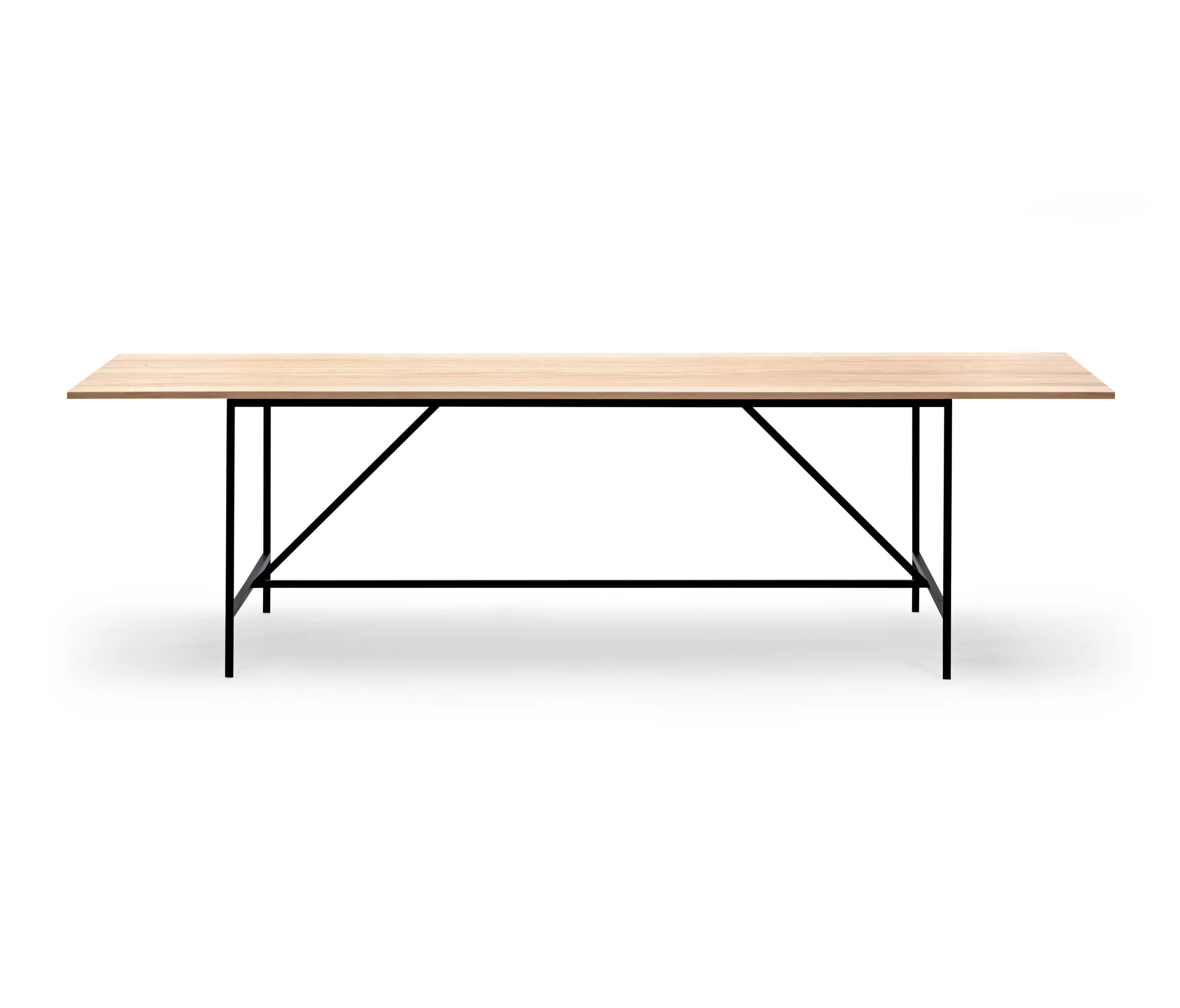 Karakter - Dinning Table
