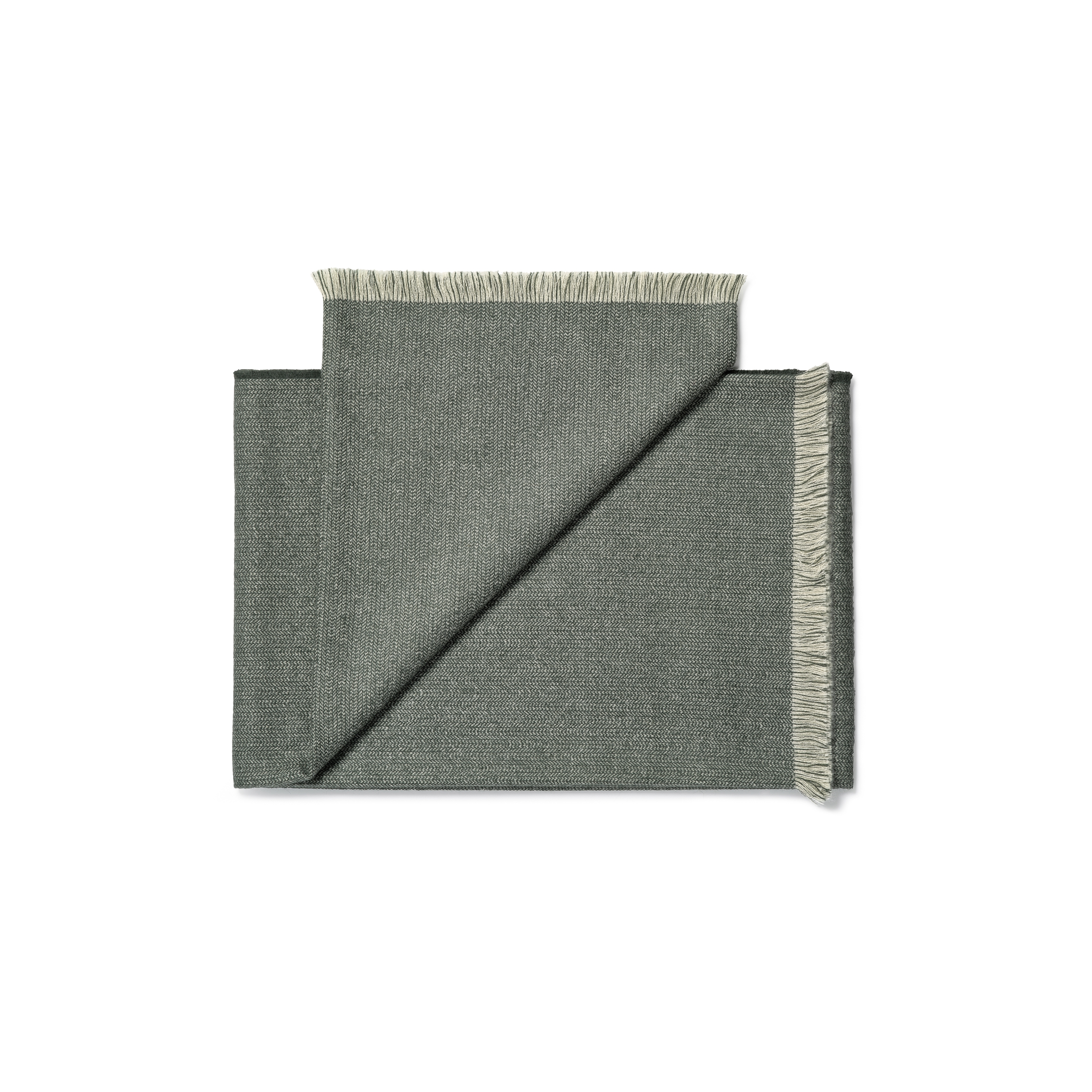 Display product Heddles throw from manufacturer Karakter