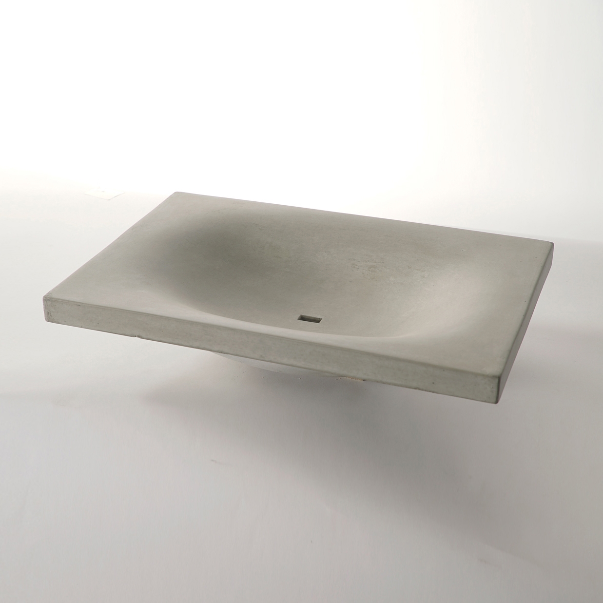 Afficher le produit dade WAVE 60 concrete sink du fabricant Dade Design AG concrete works Beton