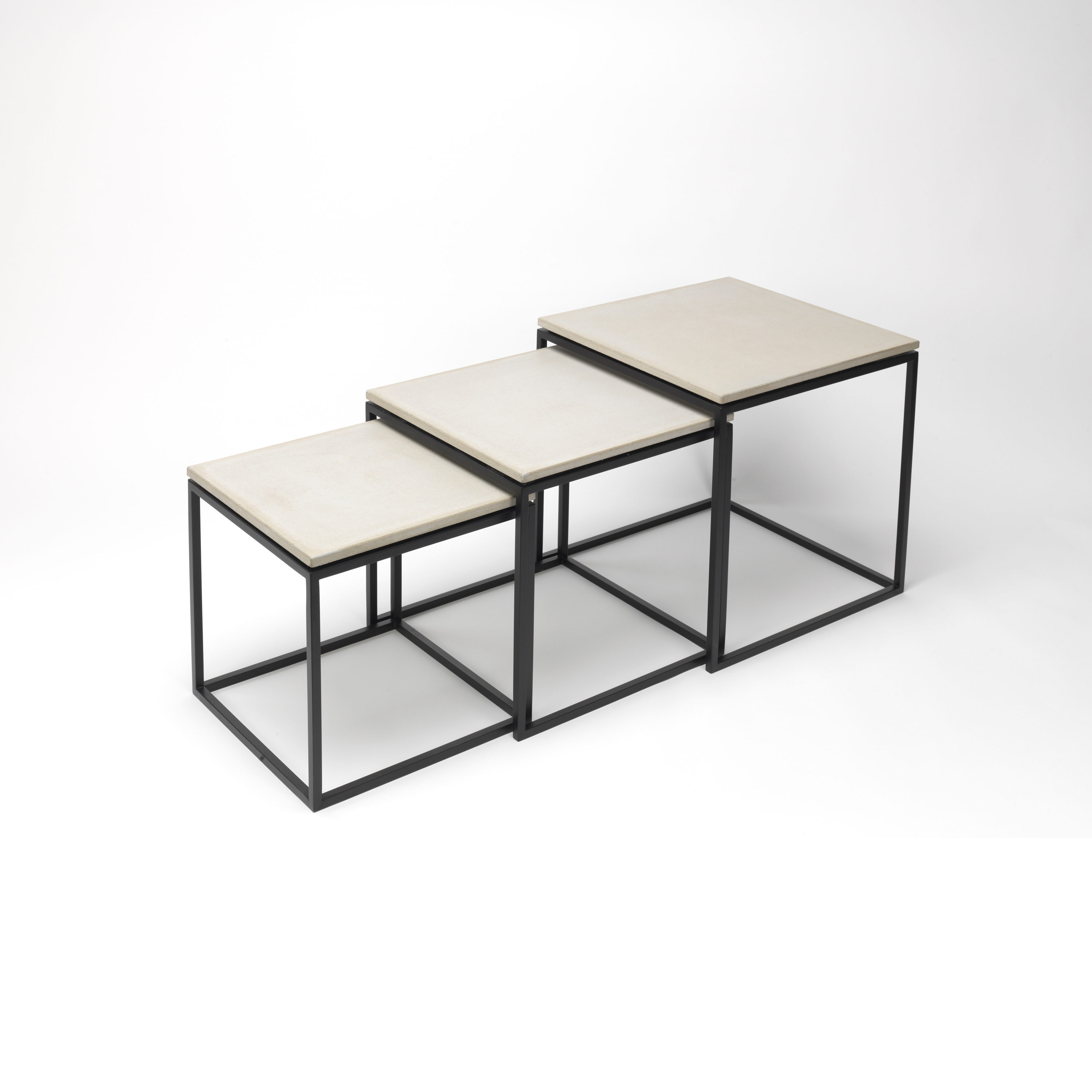 Mostrar el producto dade LAURA concrete side tables (set) del fabricante Dade Design AG concrete works Beton