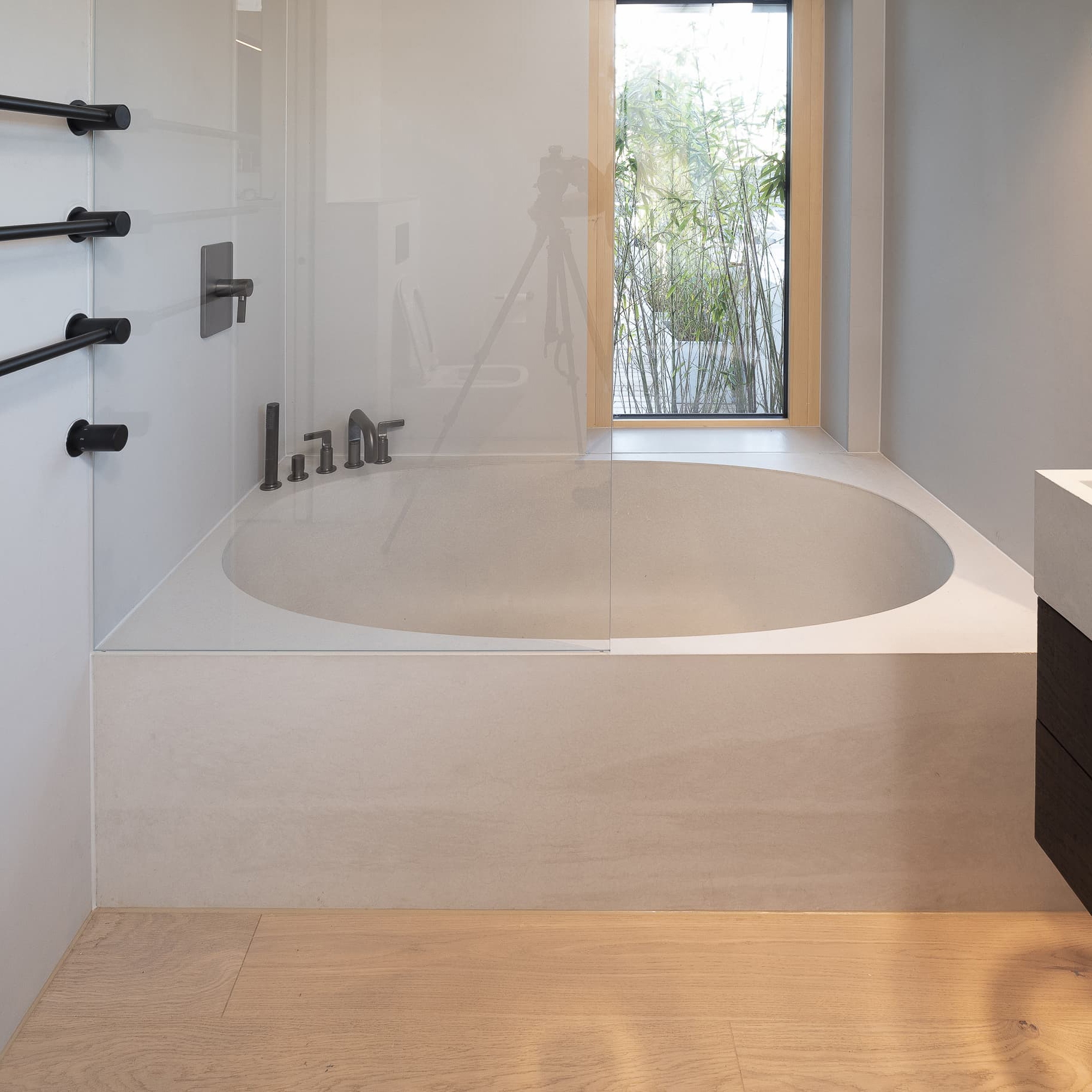 Mostra il prodotto Vasca da bagno | dade O CUBED vasca da bagno cemento del produttore Dade Design AG concrete works Beton