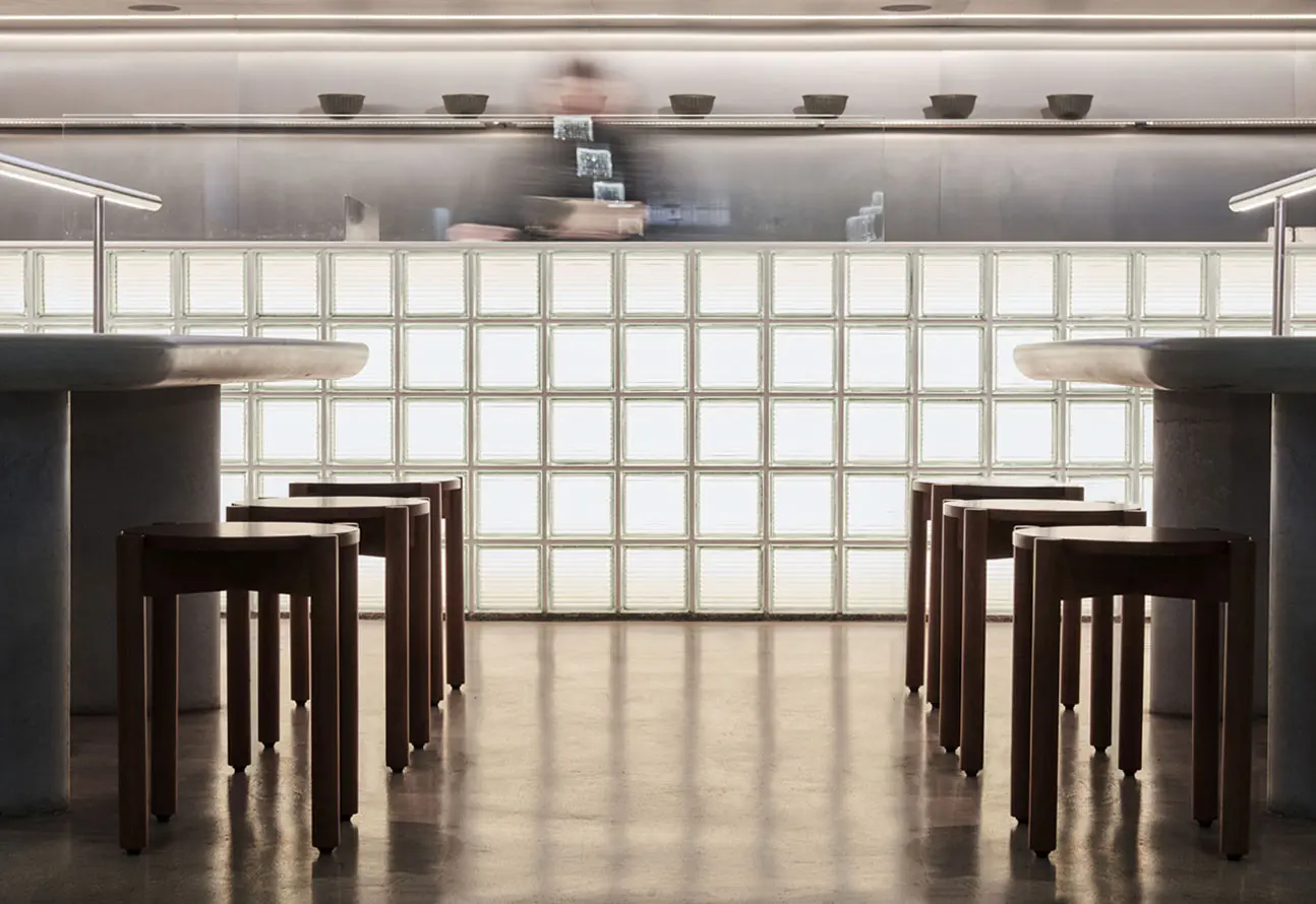 Dade Design AG concrete works Beton - dade JAPAN | dade JAPAN concrete table