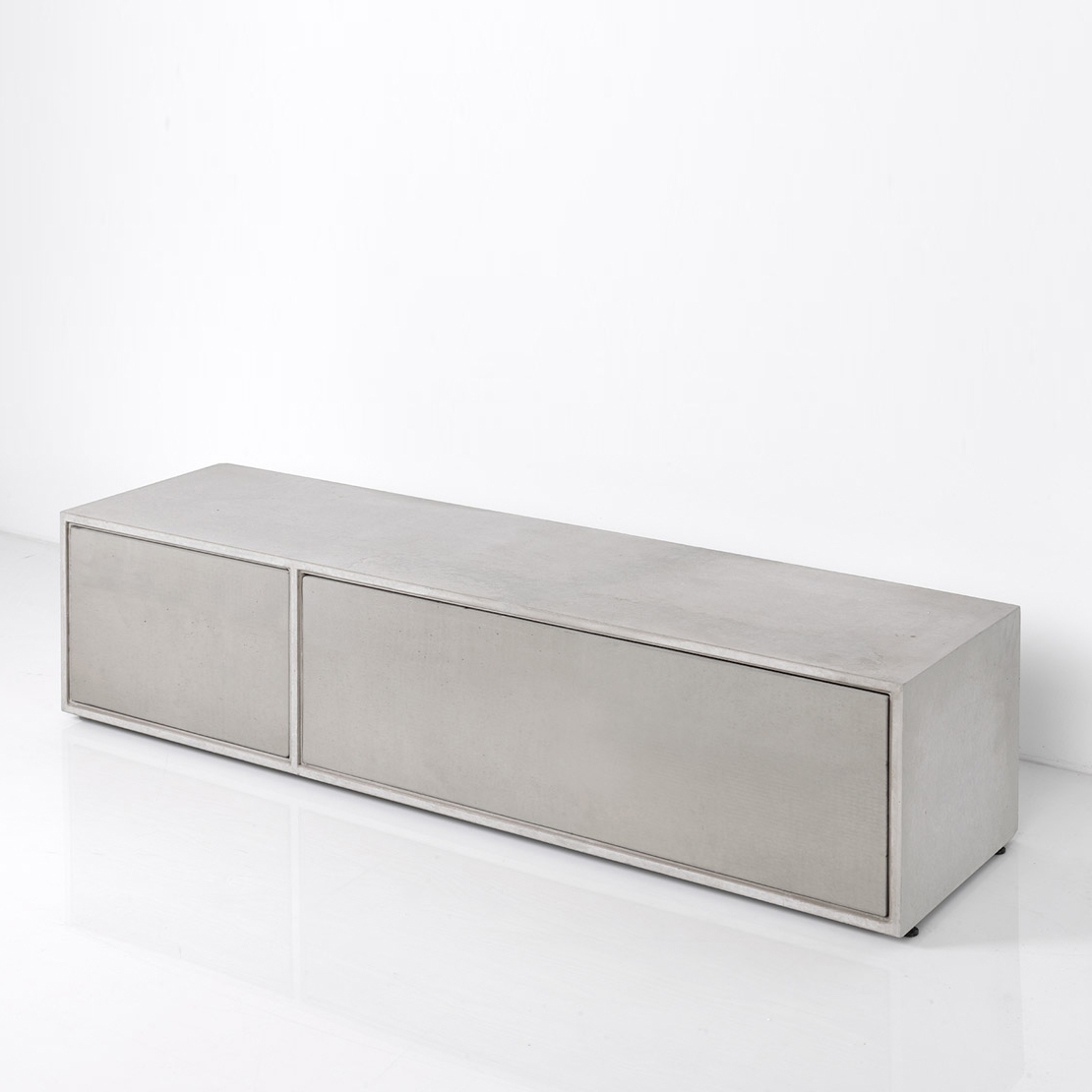 Produkt dade LOWBOARD | dade LOWBOARD Beton / Beton des Herstellers Dade Design AG concrete works Beton anzeigen